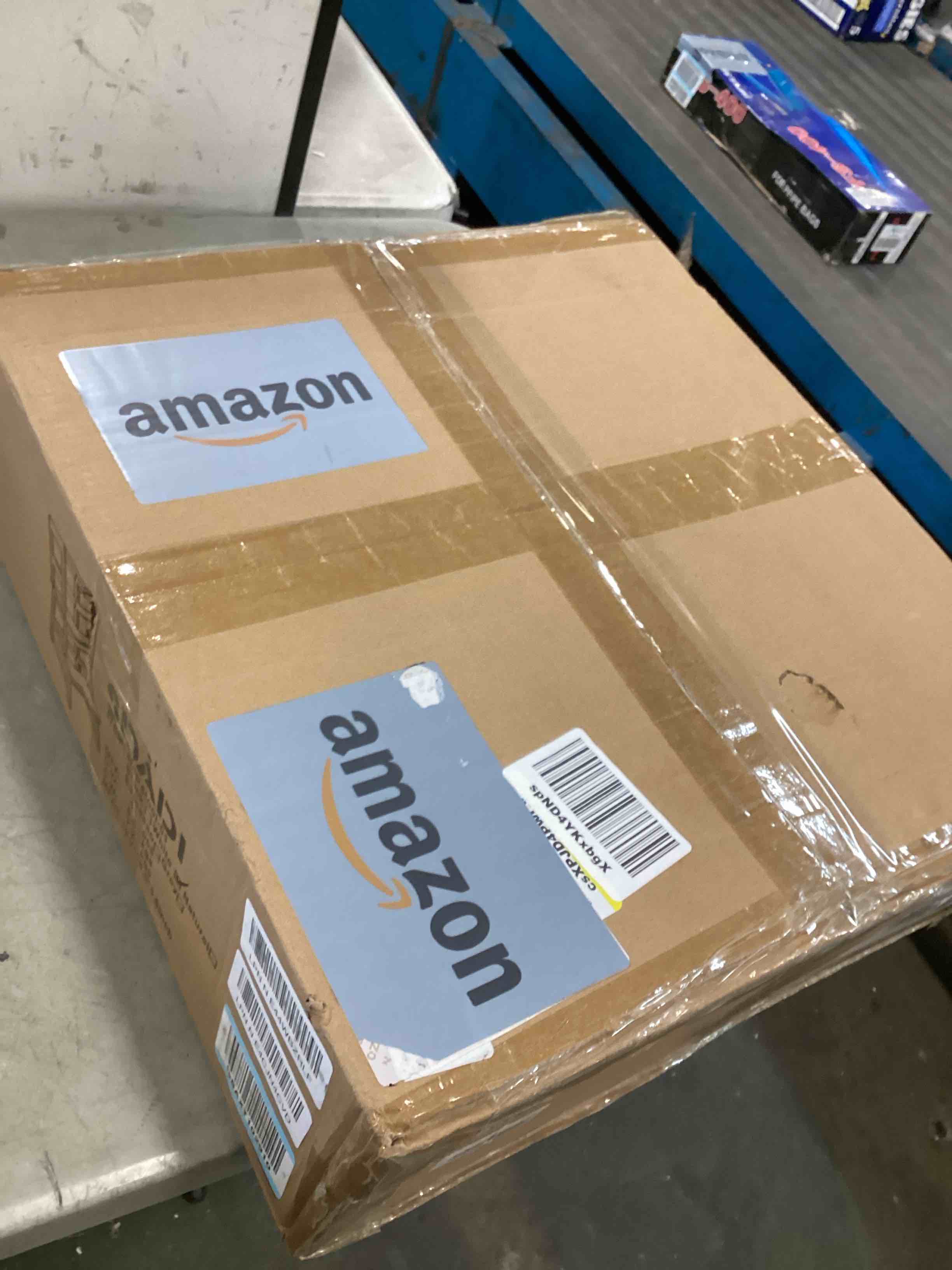 https://s3.amazonaws.com/lotting-images-prod/bidfta/GRN6773422_1721674386023.jpeg