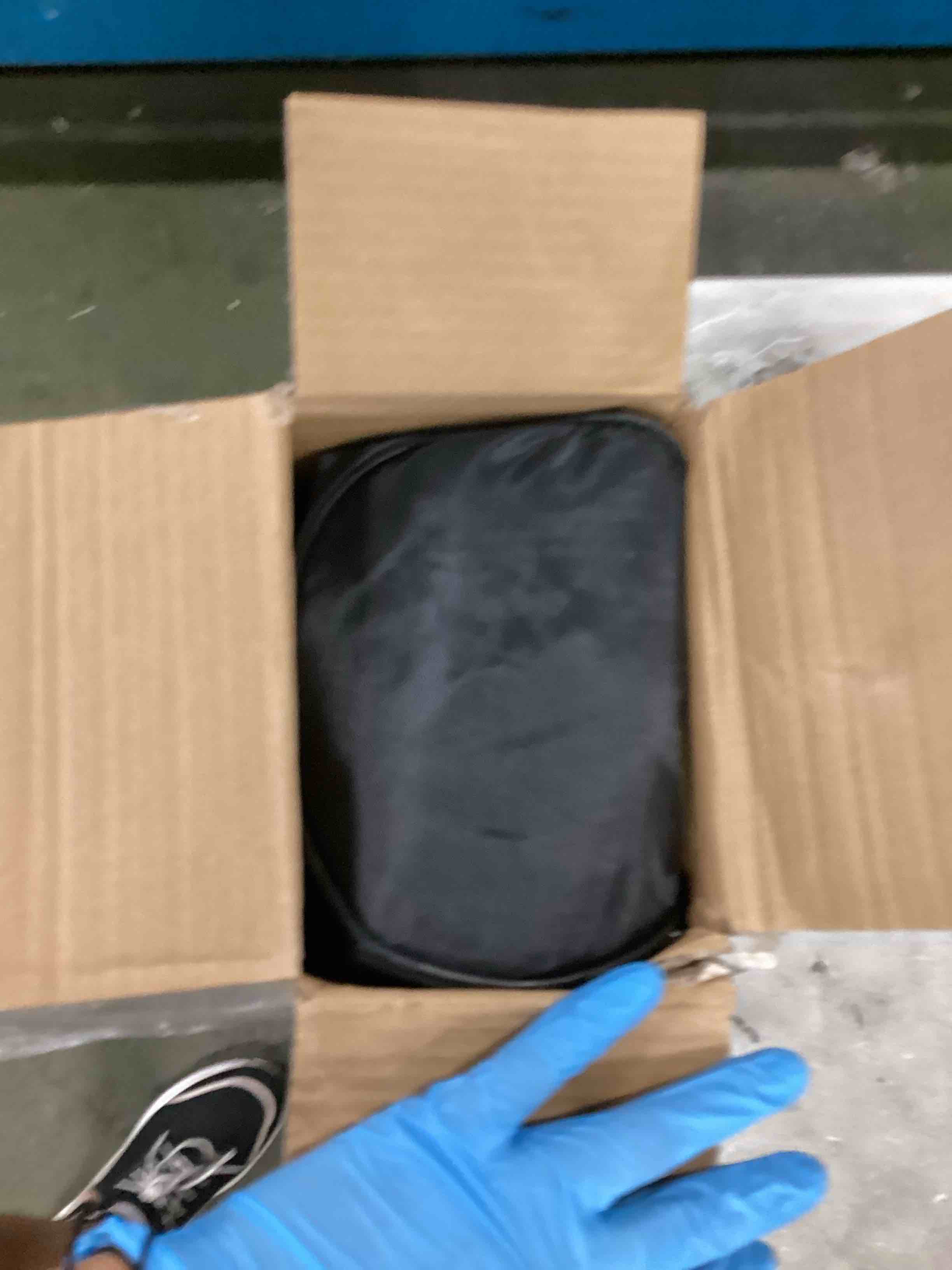 https://s3.amazonaws.com/lotting-images-prod/bidfta/GRN6774021_1722270562848.jpeg