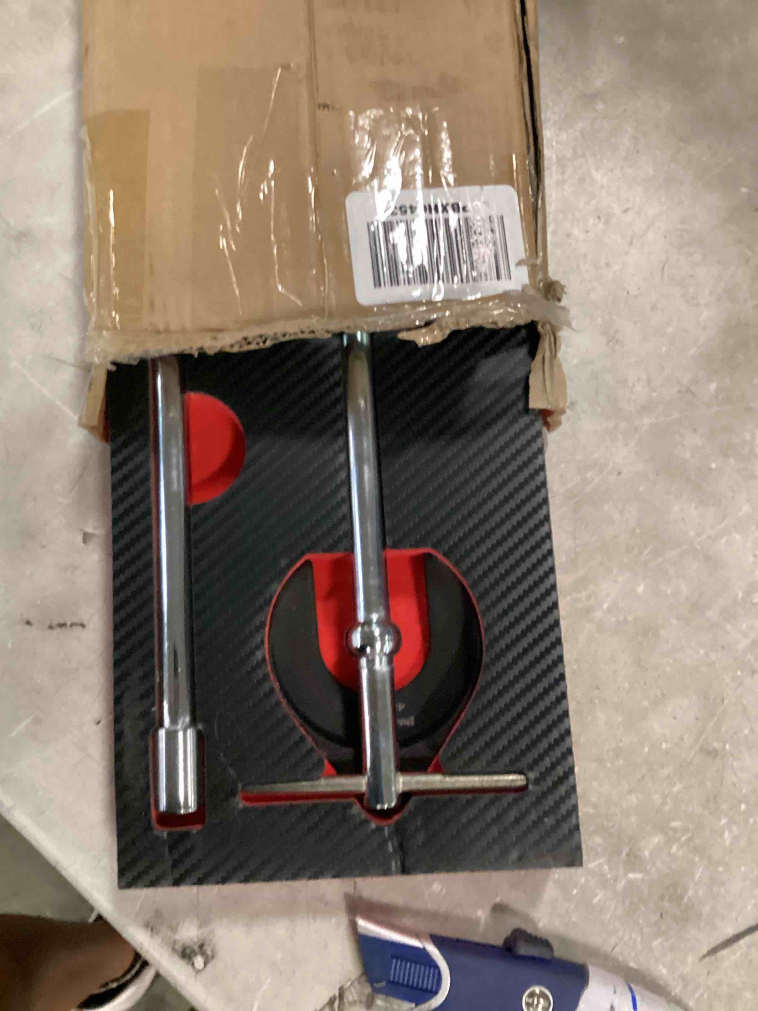 https://s3.amazonaws.com/lotting-images-prod/bidfta/GRN6774031_1722273629757.jpeg