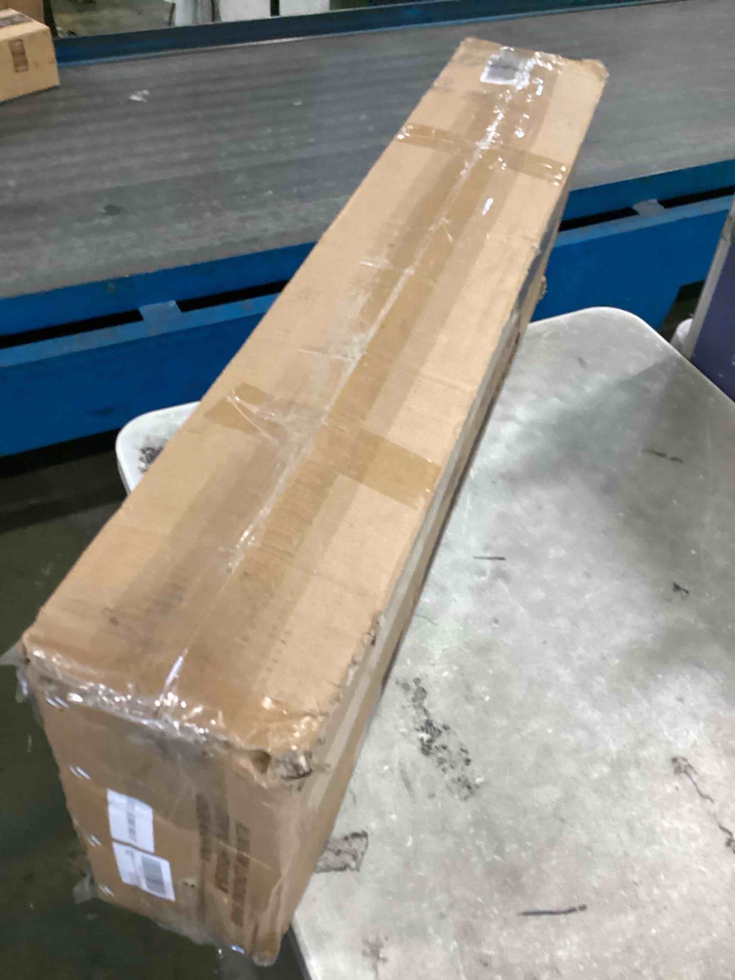 https://s3.amazonaws.com/lotting-images-prod/bidfta/GRN6774070_1722276907887.jpeg