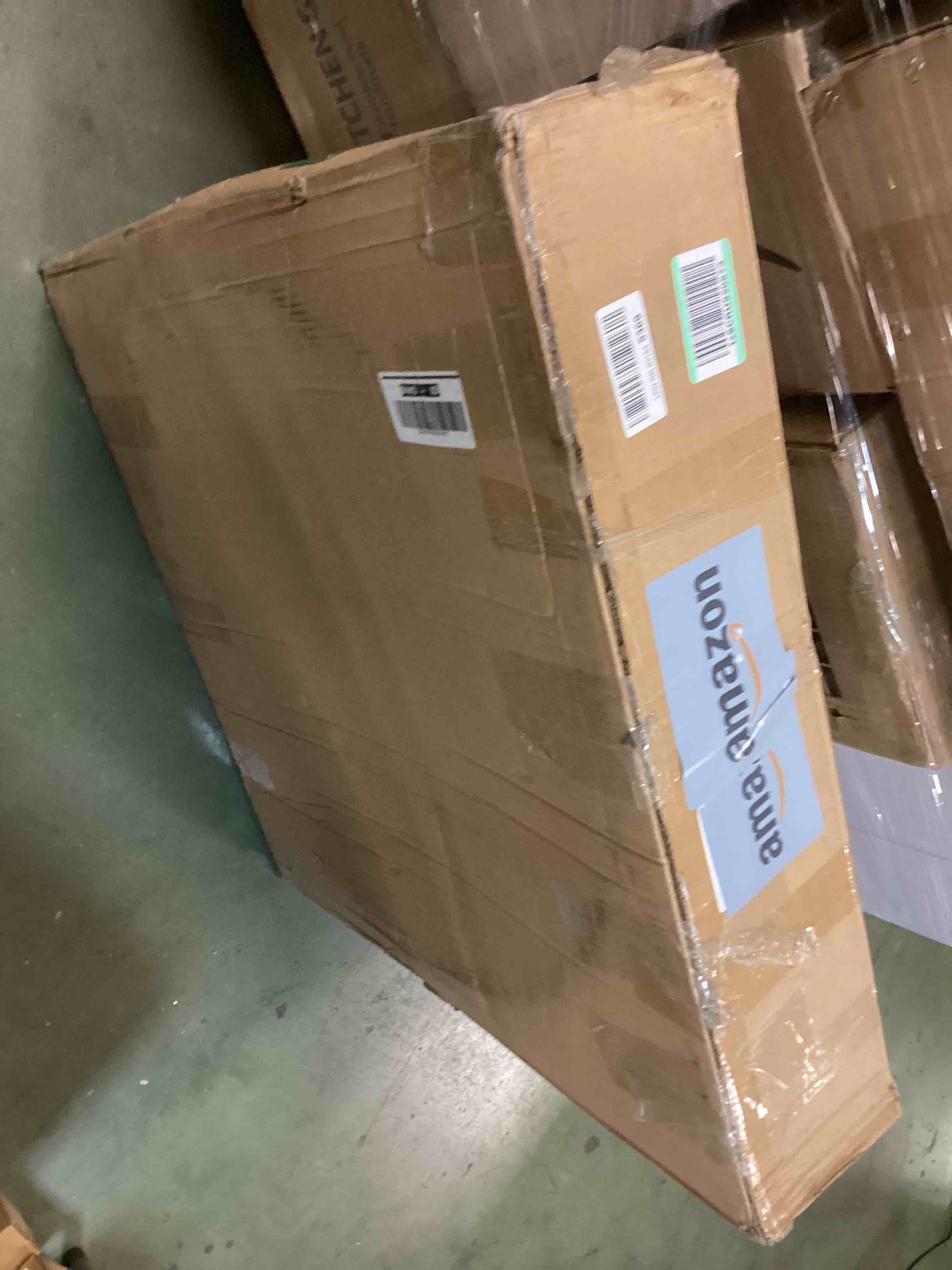 https://s3.amazonaws.com/lotting-images-prod/bidfta/GRN6777520_1721745257995.jpeg