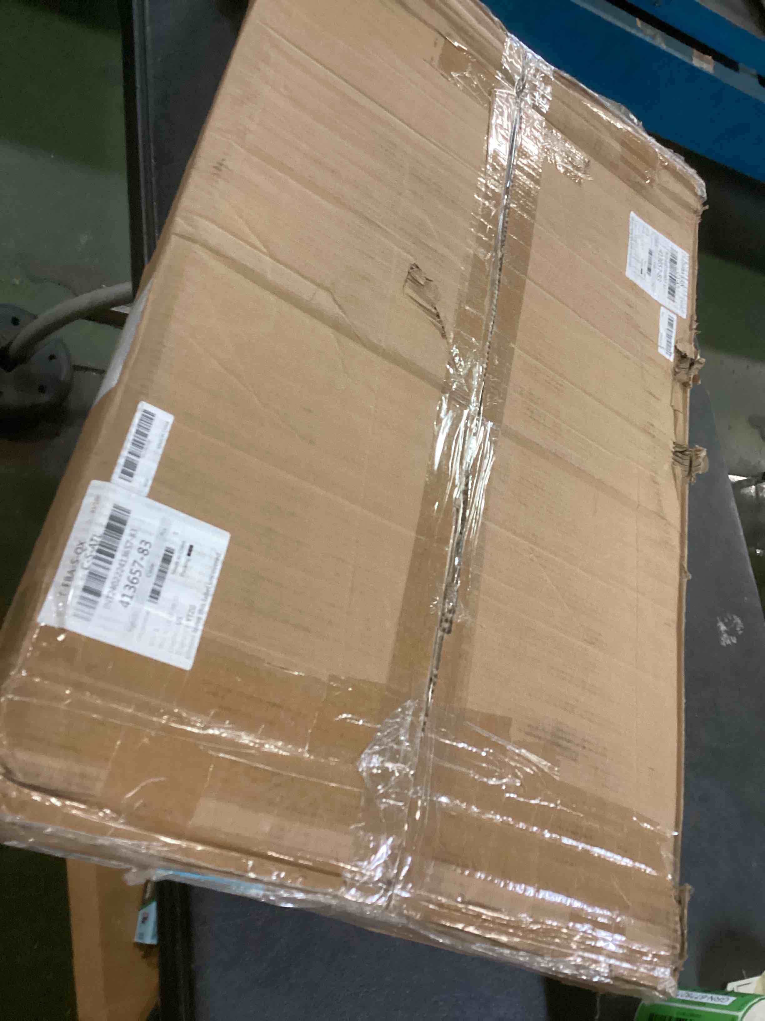 https://s3.amazonaws.com/lotting-images-prod/bidfta/GRN6778267_1721844942023.jpeg