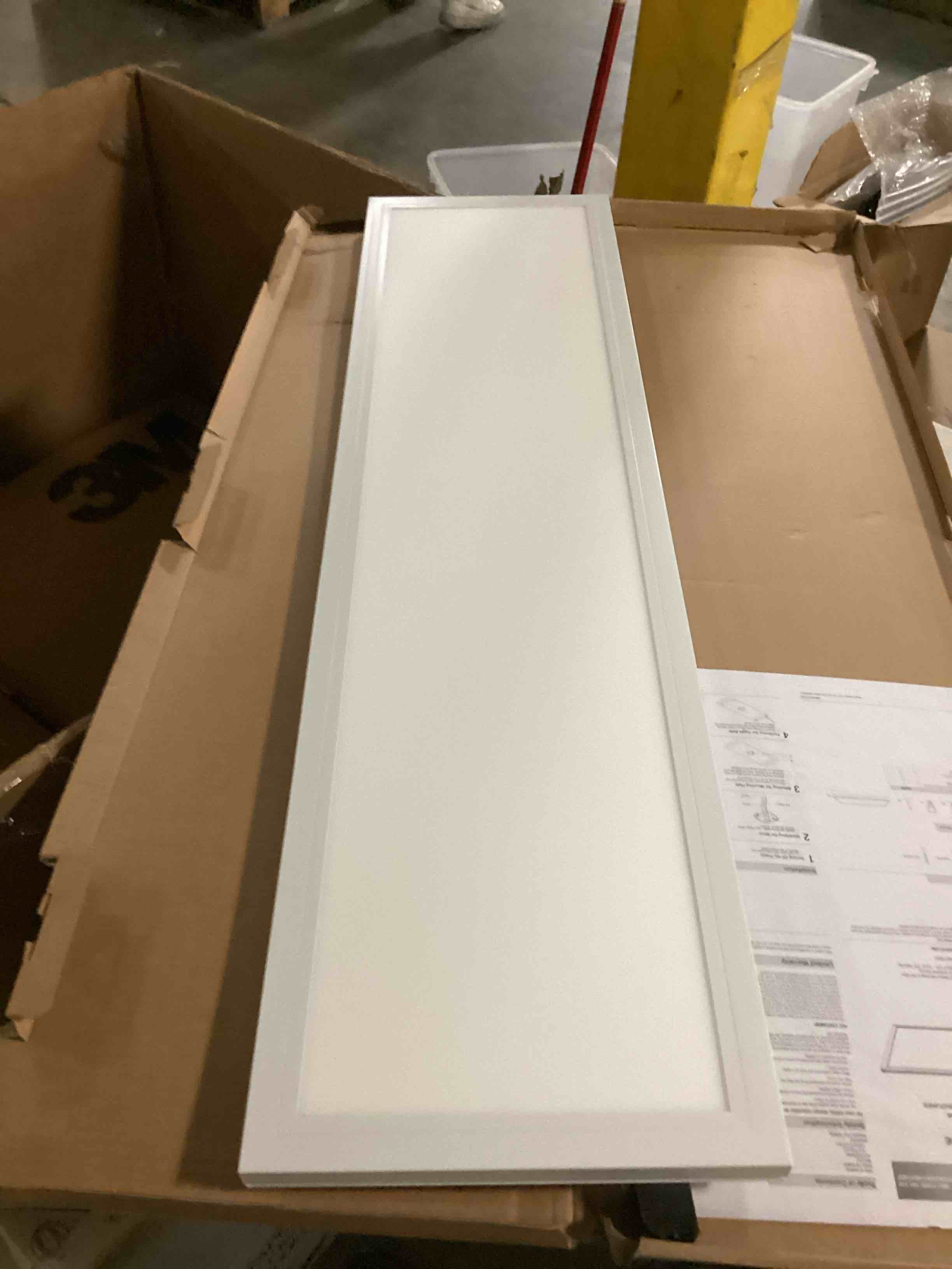 https://s3.amazonaws.com/lotting-images-prod/bidfta/GRN6788256_1737045750219.jpeg
