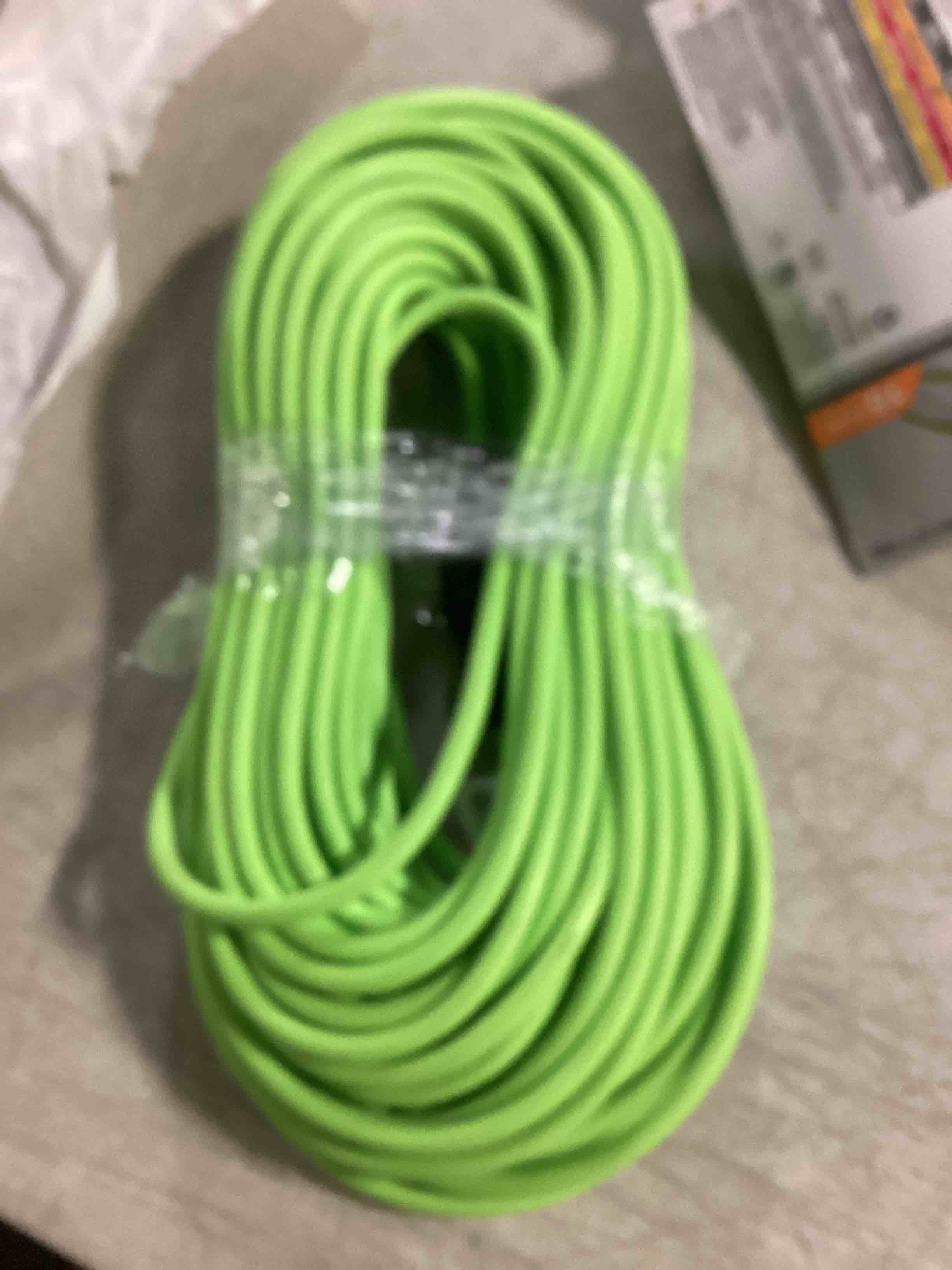 https://s3.amazonaws.com/lotting-images-prod/bidfta/GRN6788276_1737050319356.jpeg