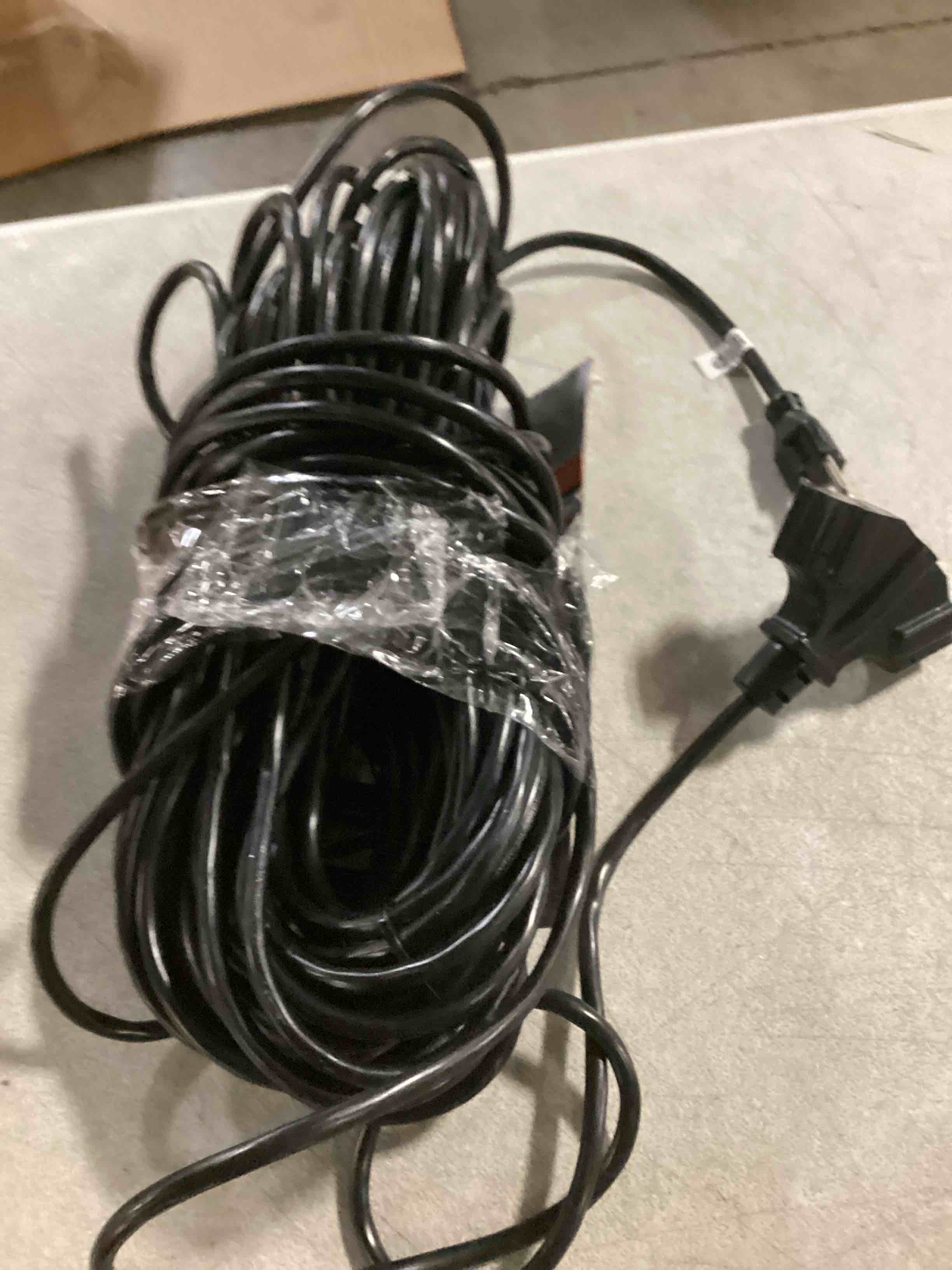 https://s3.amazonaws.com/lotting-images-prod/bidfta/GRN6788283_1737051032212.jpeg
