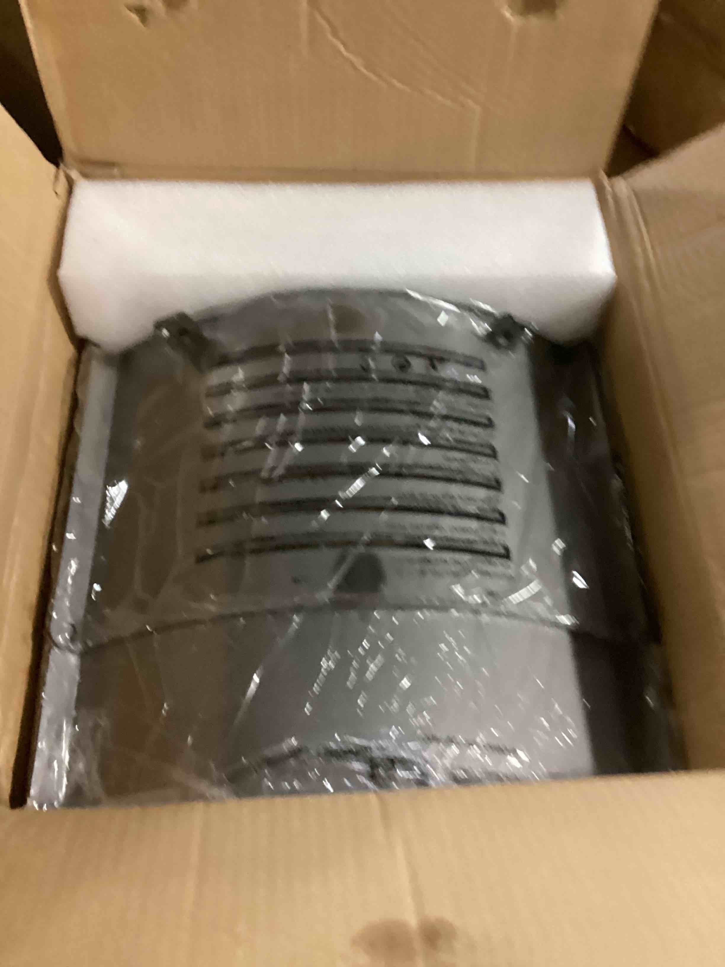 https://s3.amazonaws.com/lotting-images-prod/bidfta/GRN6788413_1737136137029.jpeg