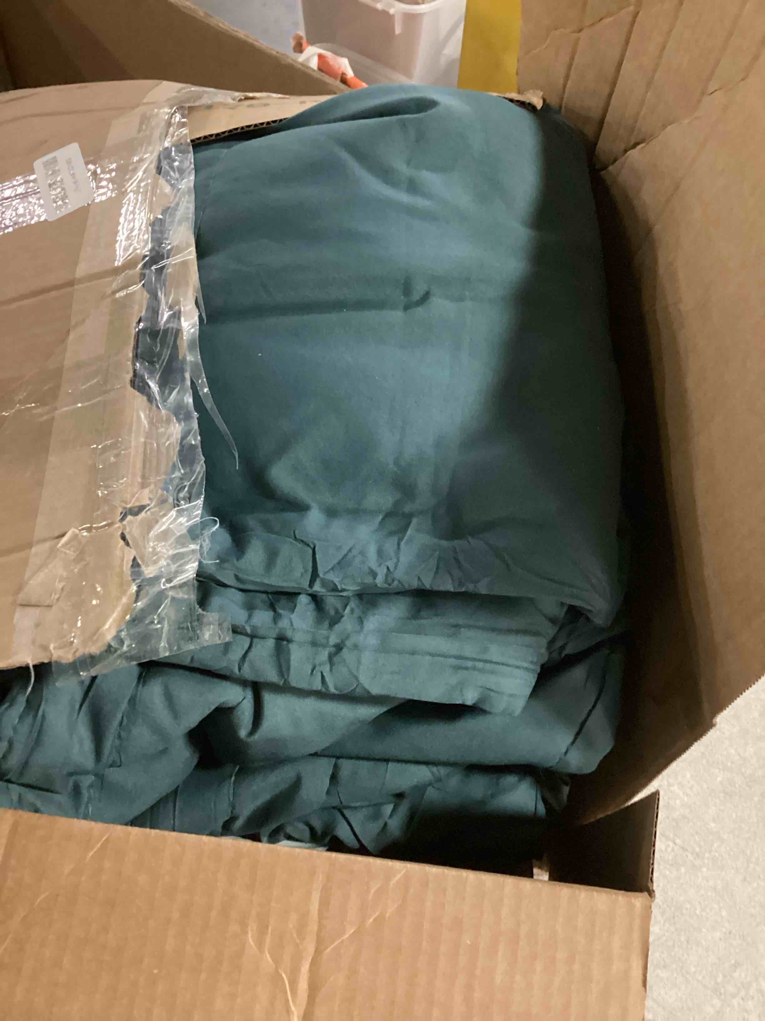 https://s3.amazonaws.com/lotting-images-prod/bidfta/GRN6789132_1737648077076.jpeg