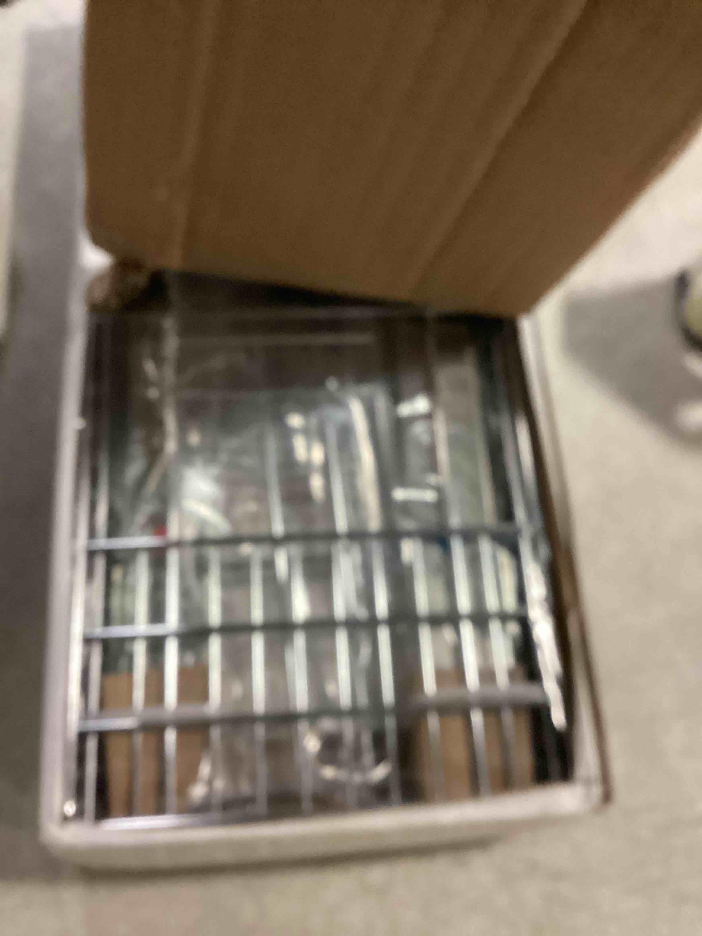 https://s3.amazonaws.com/lotting-images-prod/bidfta/GRN6789159_1737654440052.jpeg
