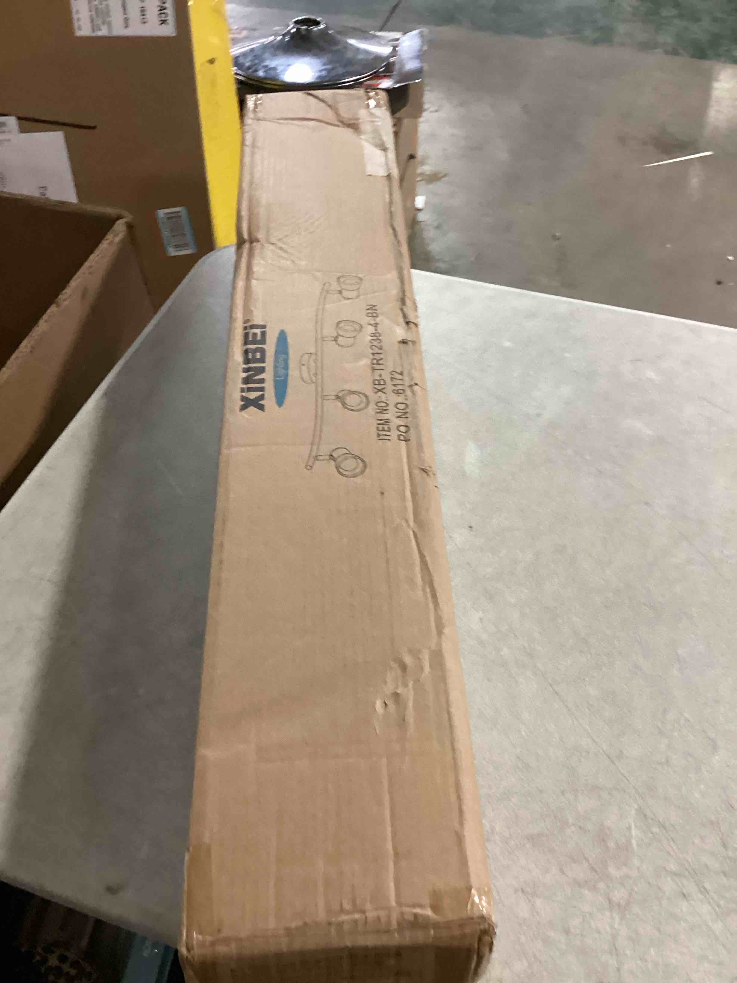 https://s3.amazonaws.com/lotting-images-prod/bidfta/GRN6789205_1737663097258.jpeg