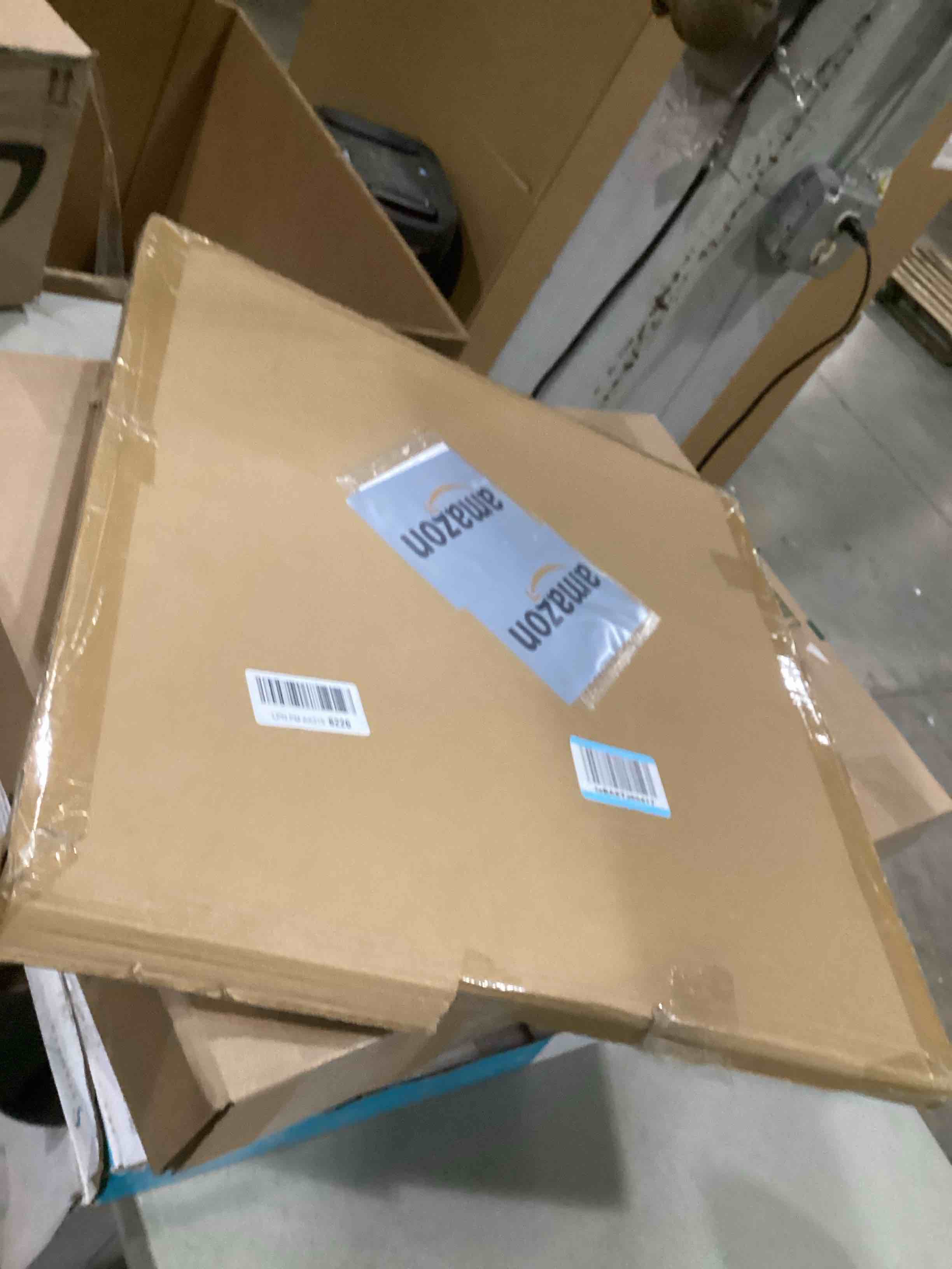 https://s3.amazonaws.com/lotting-images-prod/bidfta/GRN6791531_1737733608922.jpeg