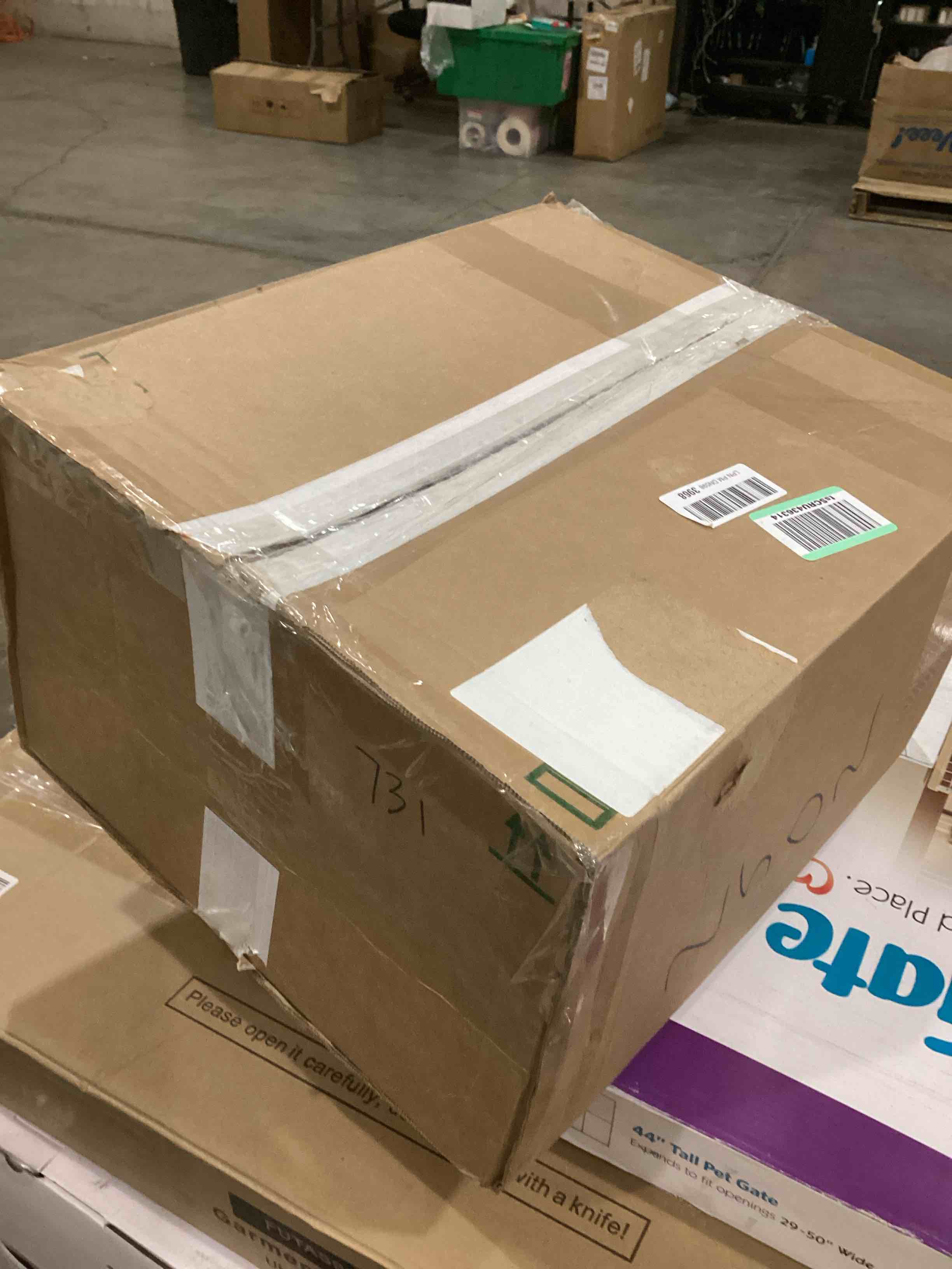 https://s3.amazonaws.com/lotting-images-prod/bidfta/GRN6791984_1738265143831.jpeg