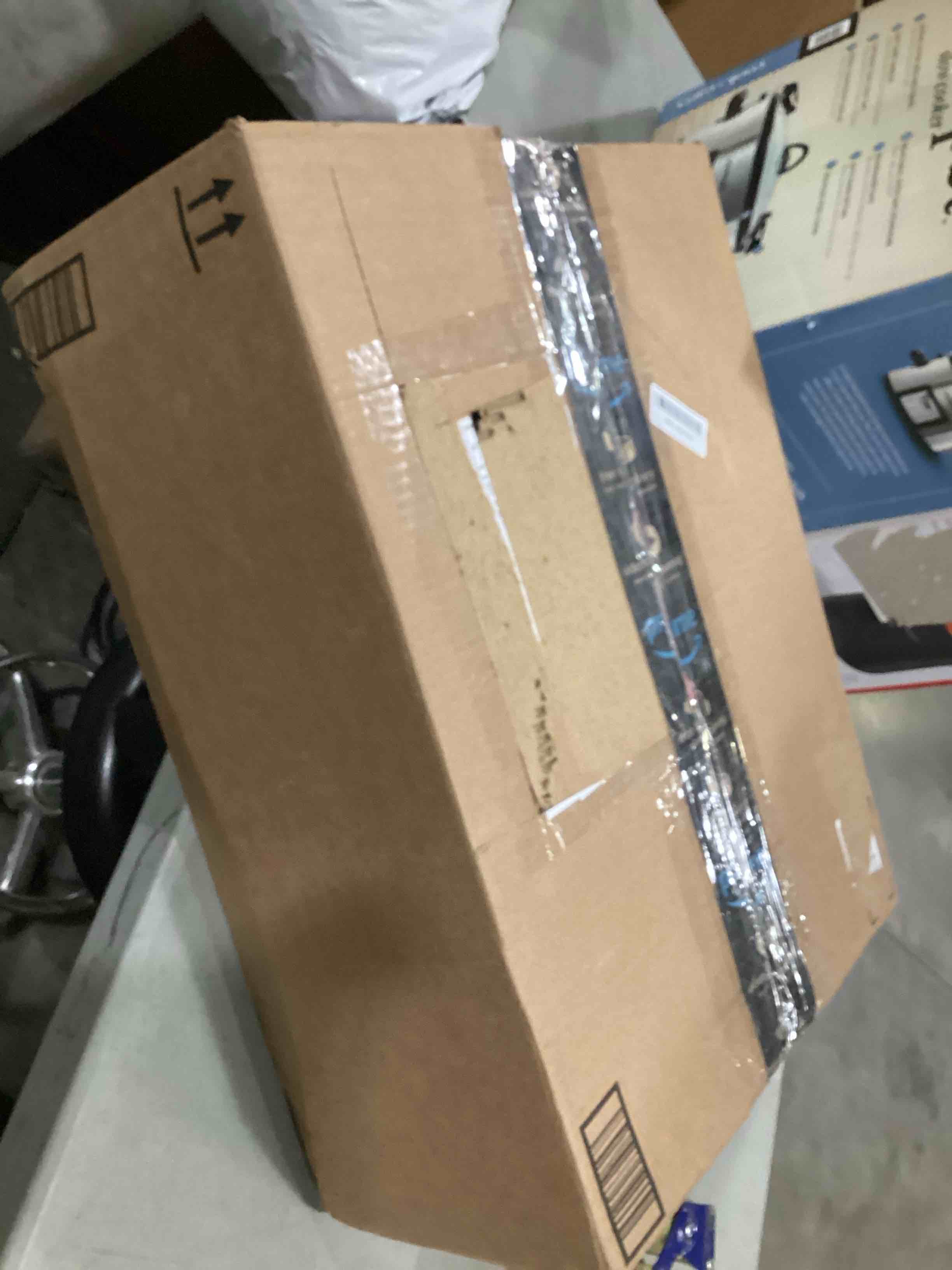https://s3.amazonaws.com/lotting-images-prod/bidfta/GRN6792004_1738585057782.jpeg