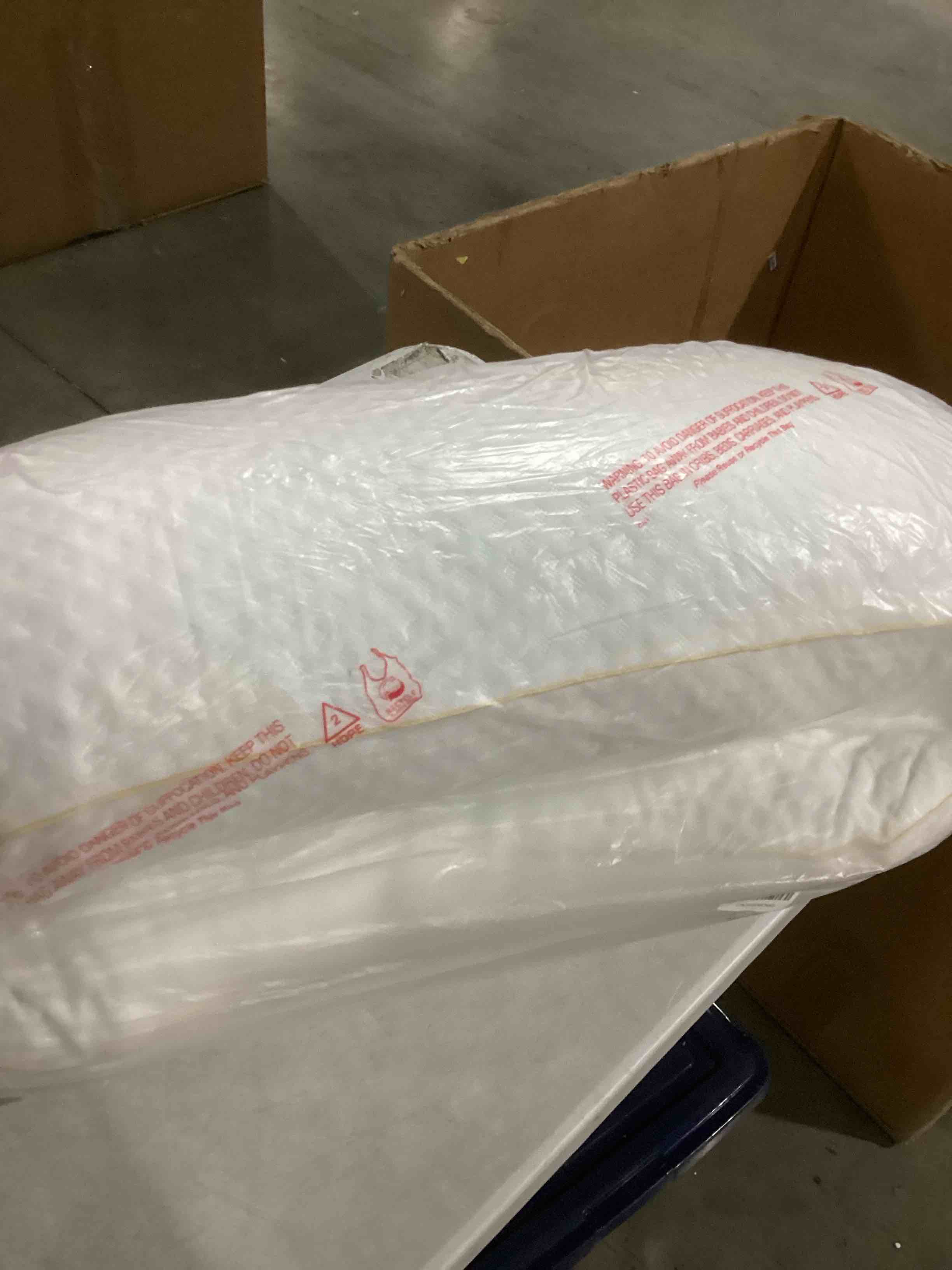 https://s3.amazonaws.com/lotting-images-prod/bidfta/GRN6792574_1737382028772.jpeg