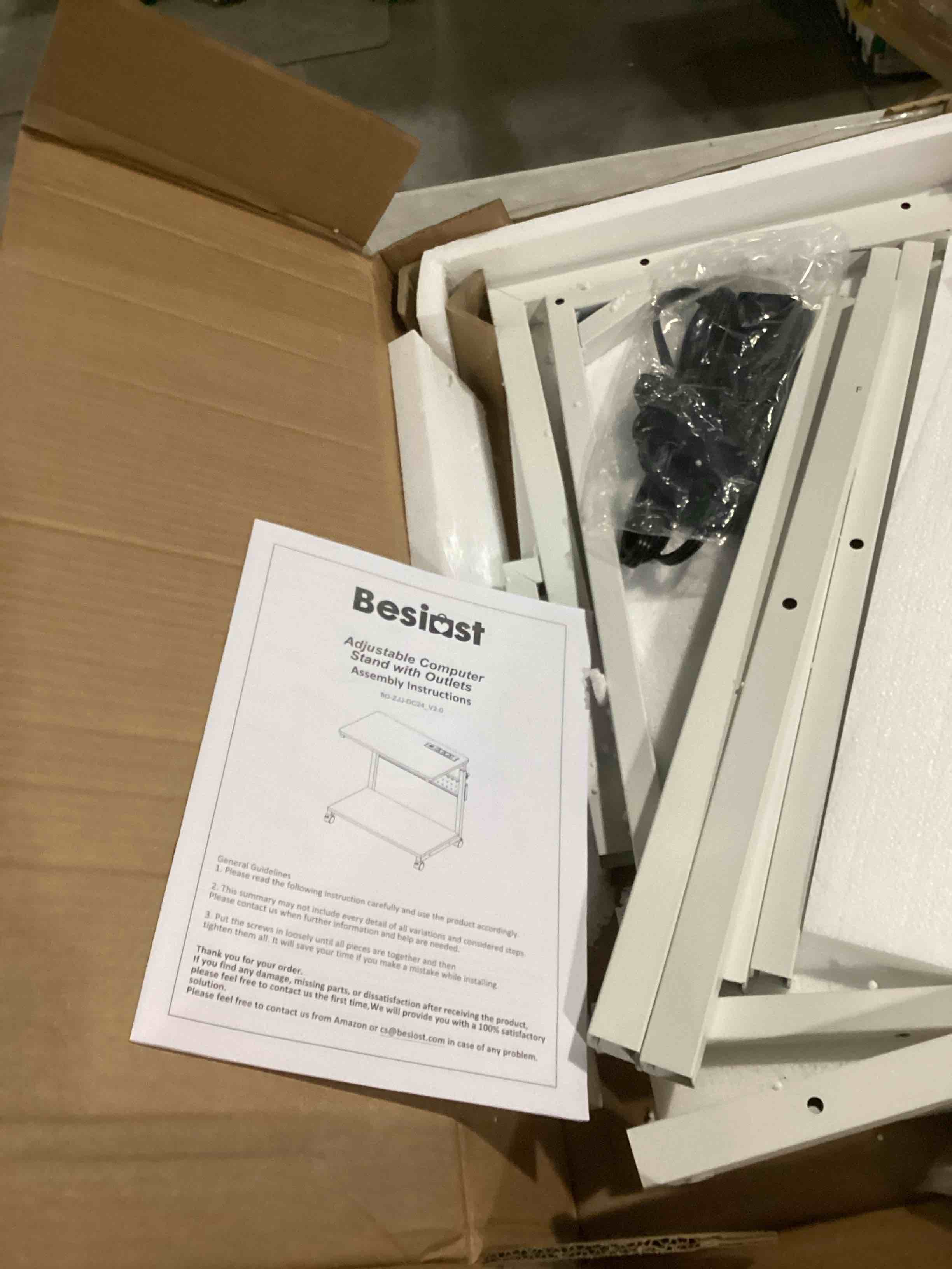 https://s3.amazonaws.com/lotting-images-prod/bidfta/GRN6792605_1737390906778.jpeg