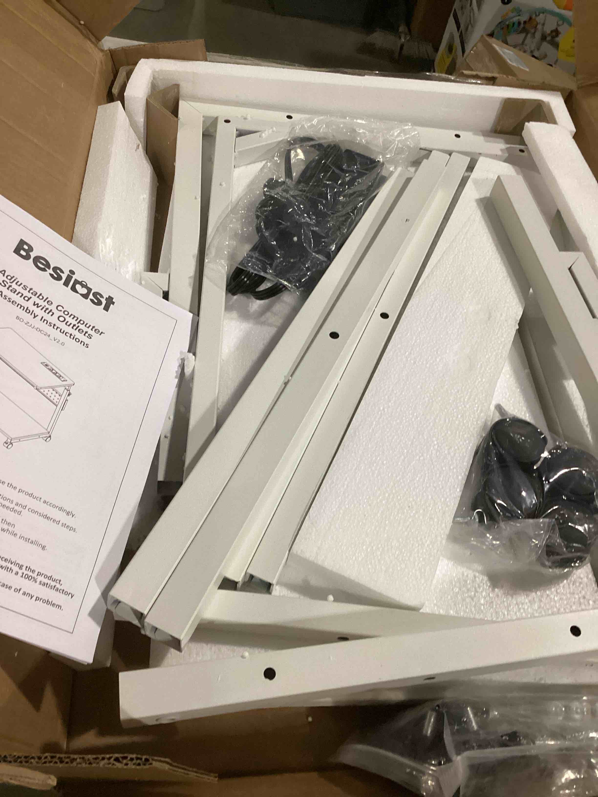 https://s3.amazonaws.com/lotting-images-prod/bidfta/GRN6792605_1737390911594.jpeg