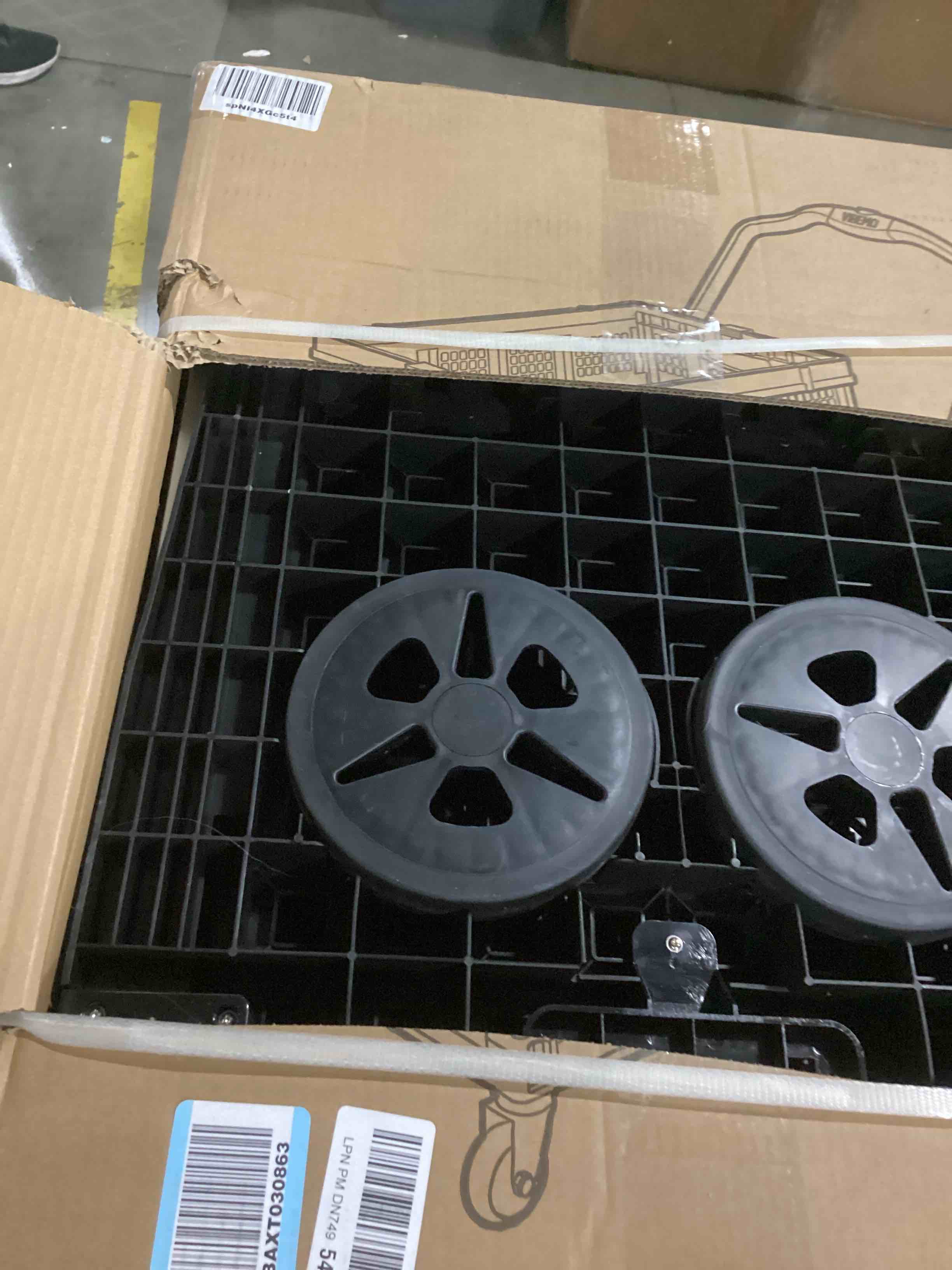 https://s3.amazonaws.com/lotting-images-prod/bidfta/GRN6792841_1737552768836.jpeg