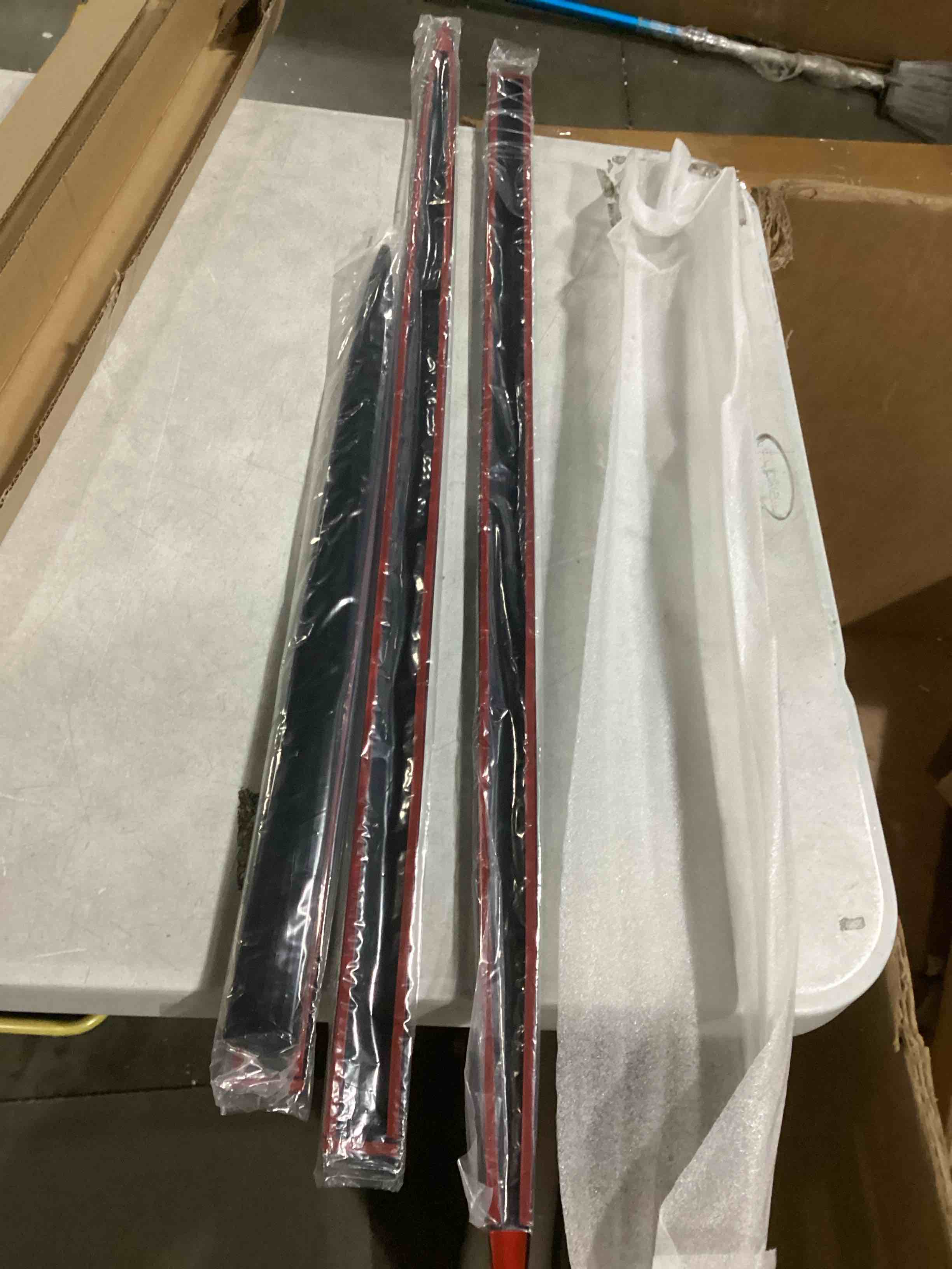 https://s3.amazonaws.com/lotting-images-prod/bidfta/GRN6792912_1737634848046.jpeg