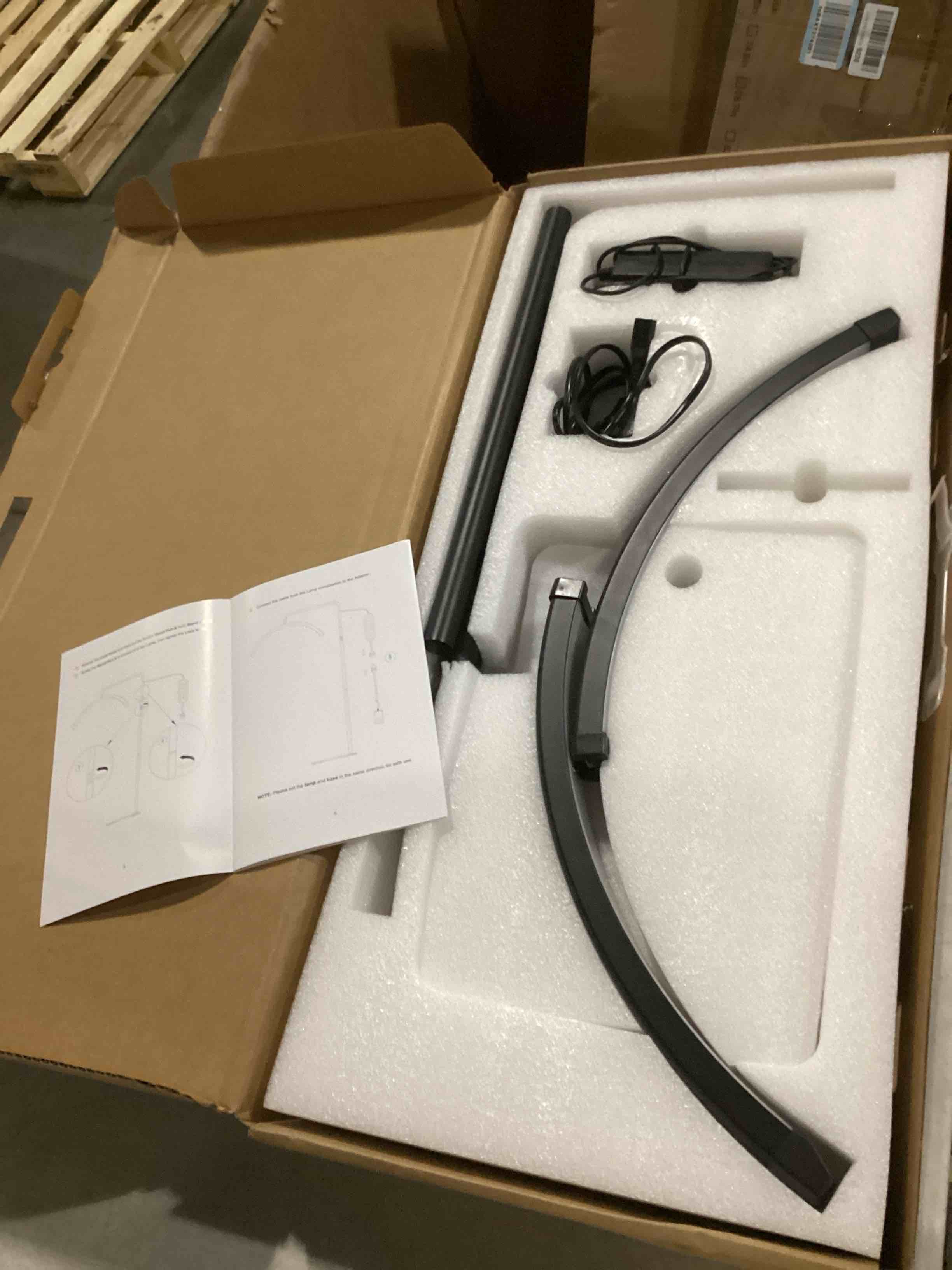 https://s3.amazonaws.com/lotting-images-prod/bidfta/GRN6793225_1737988337055.jpeg