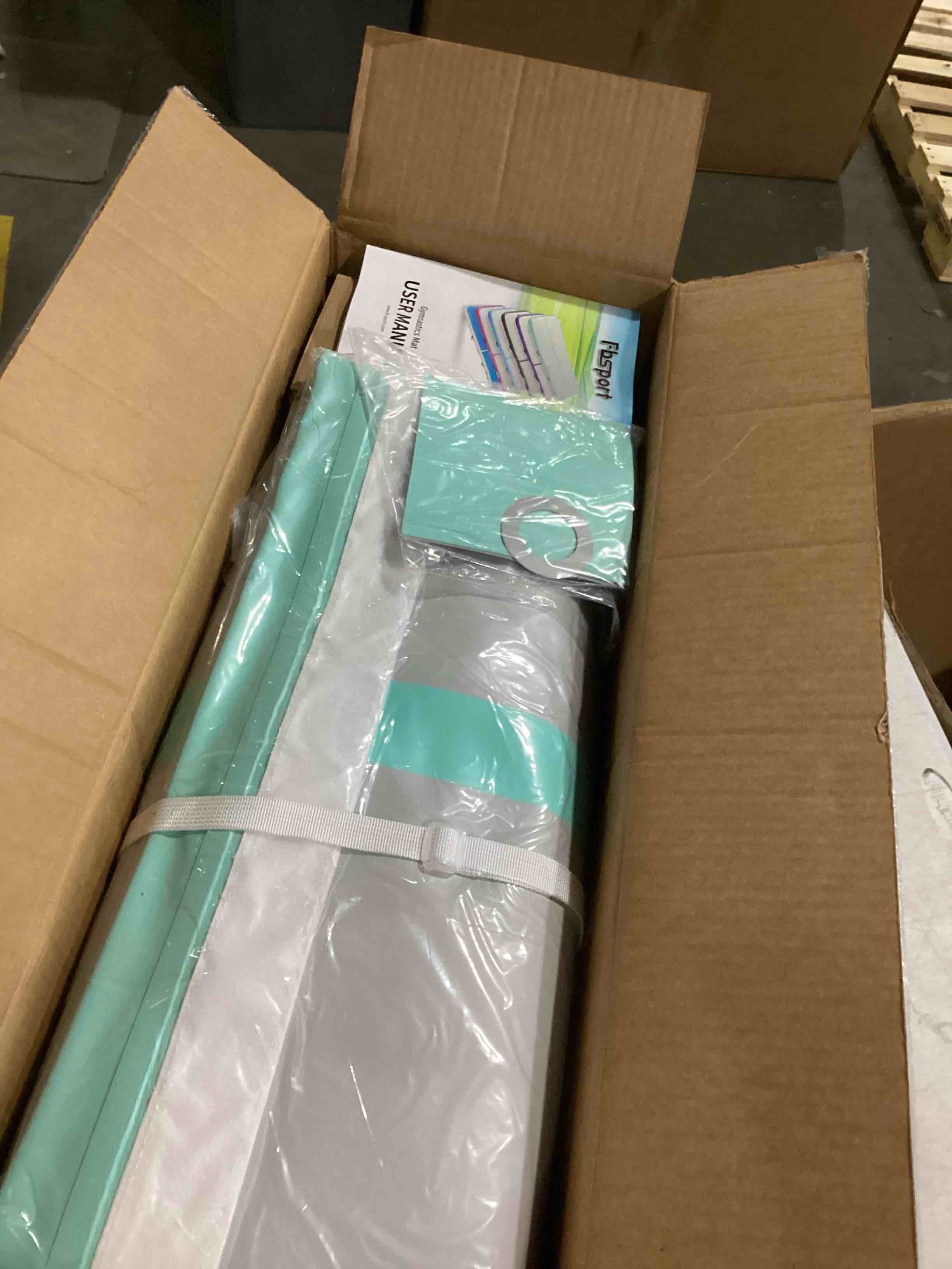 https://s3.amazonaws.com/lotting-images-prod/bidfta/GRN6793226_1737988488113.jpeg