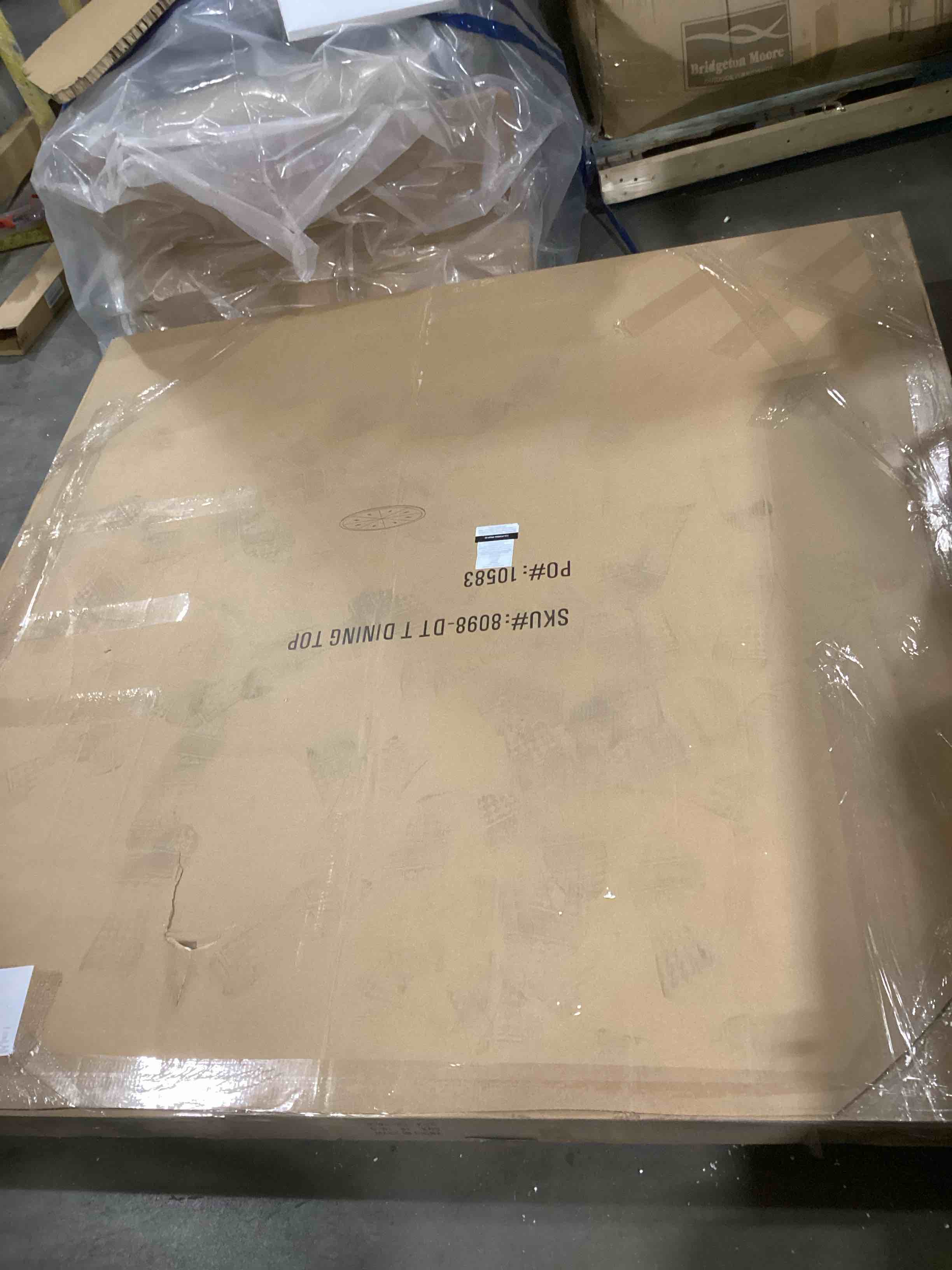 https://s3.amazonaws.com/lotting-images-prod/bidfta/GRN6793333_1738070687923.jpeg