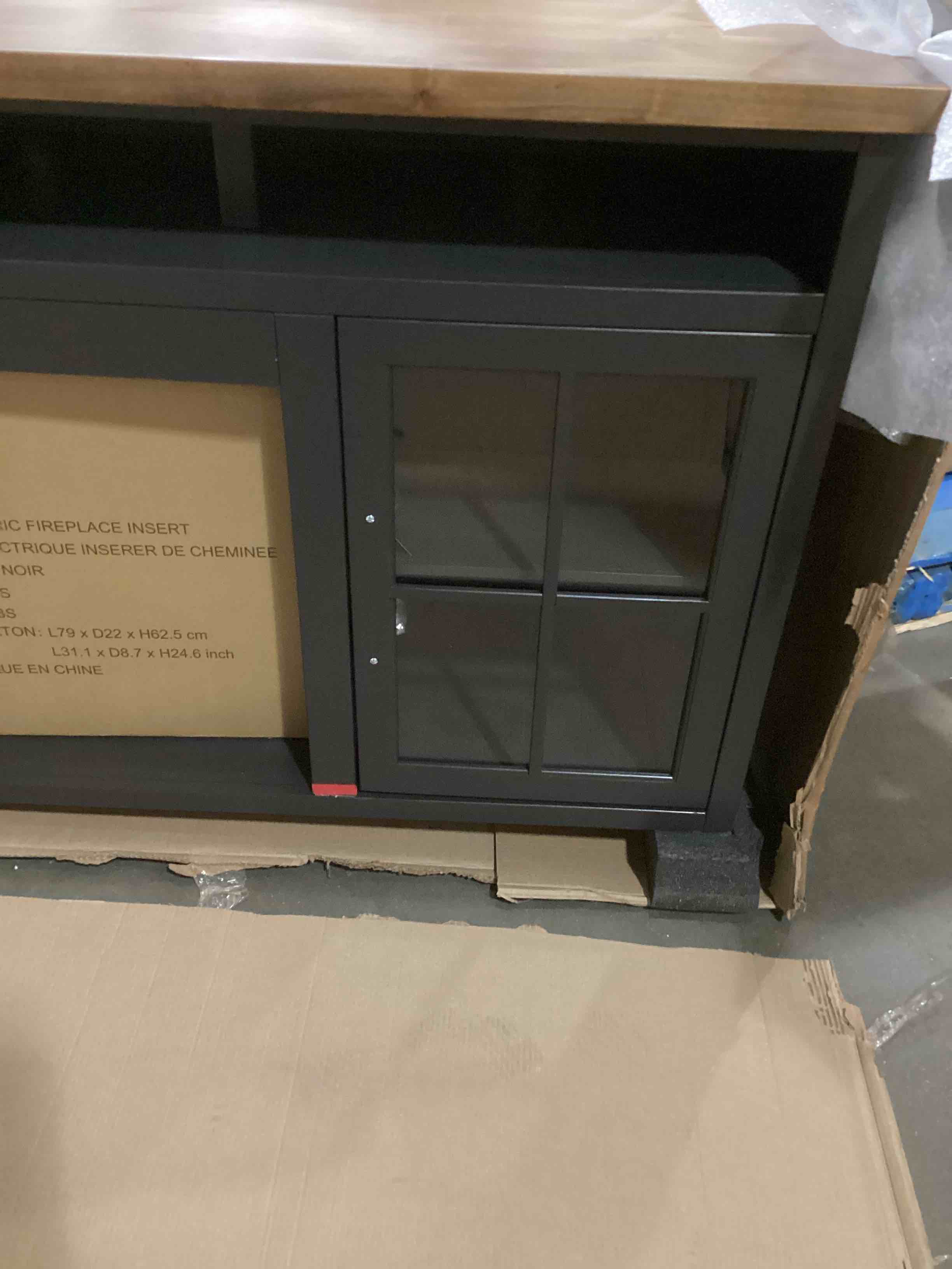 https://s3.amazonaws.com/lotting-images-prod/bidfta/GRN6793364_1738158185562.jpeg