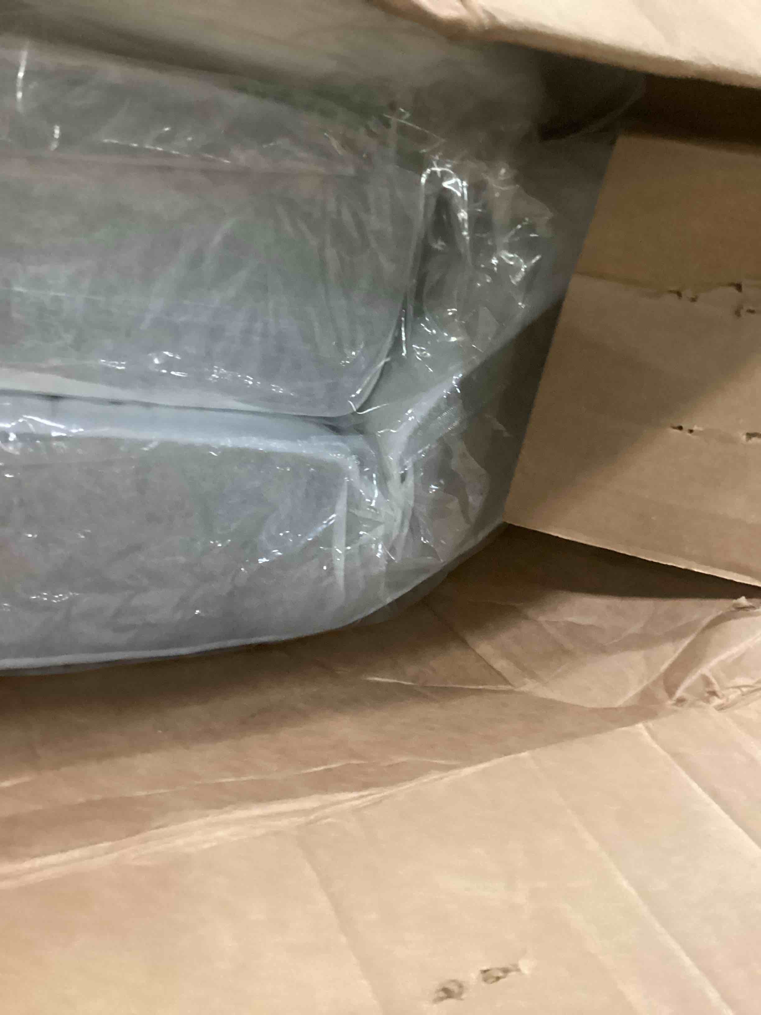 https://s3.amazonaws.com/lotting-images-prod/bidfta/GRN6793373_1738166756253.jpeg