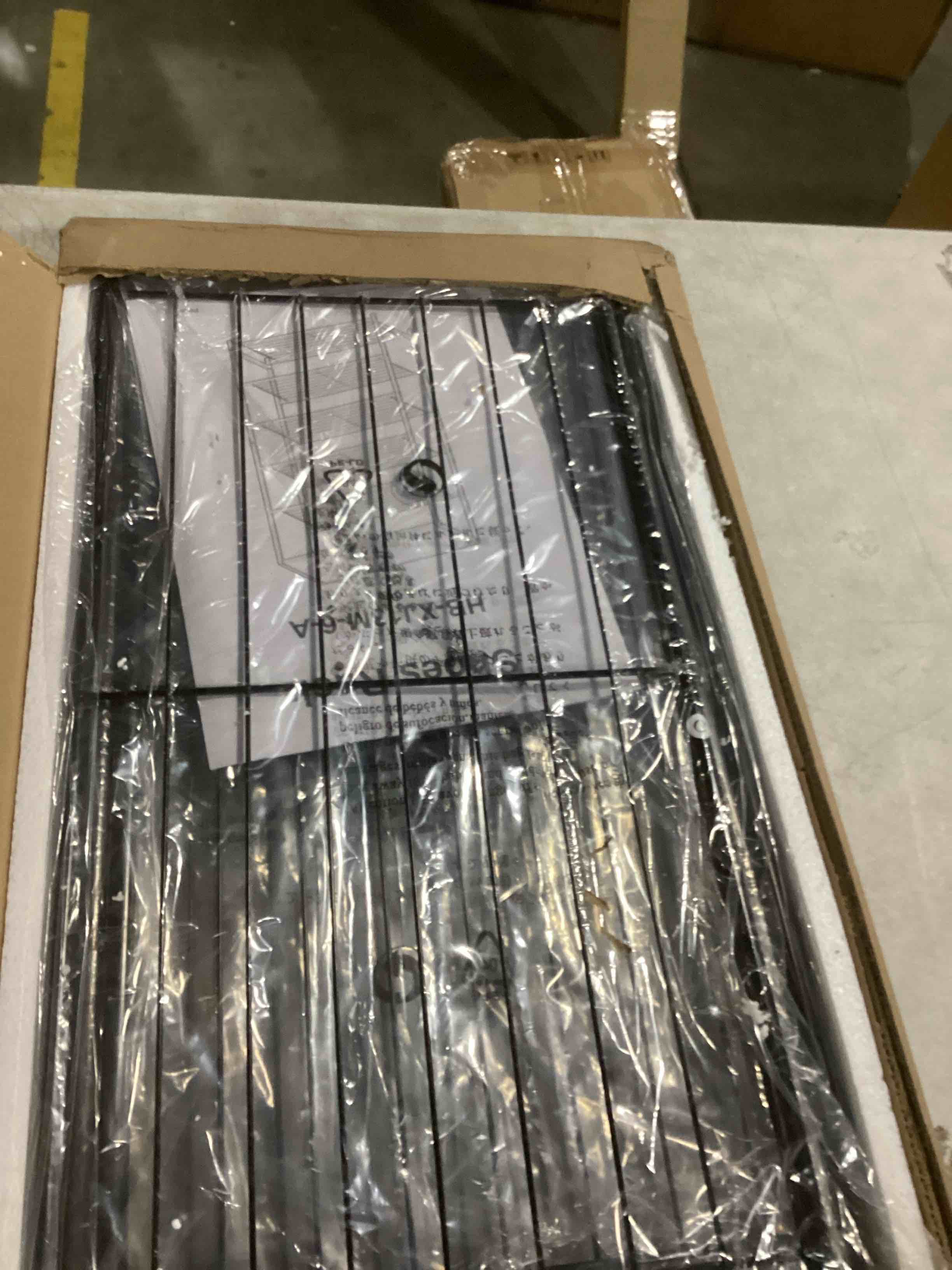 https://s3.amazonaws.com/lotting-images-prod/bidfta/GRN6793464_1738248841655.jpeg