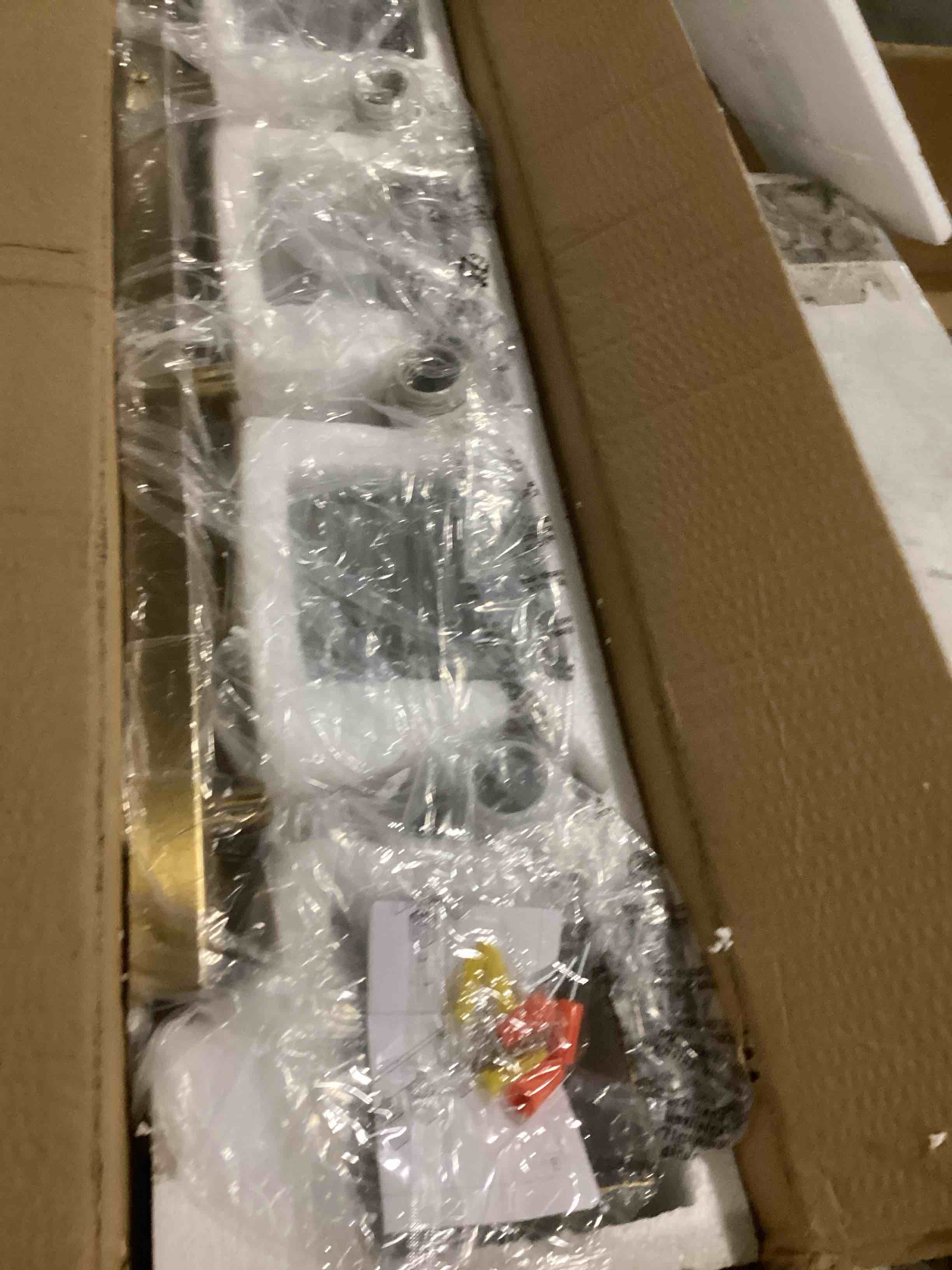https://s3.amazonaws.com/lotting-images-prod/bidfta/GRN6793477_1738252301981.jpeg