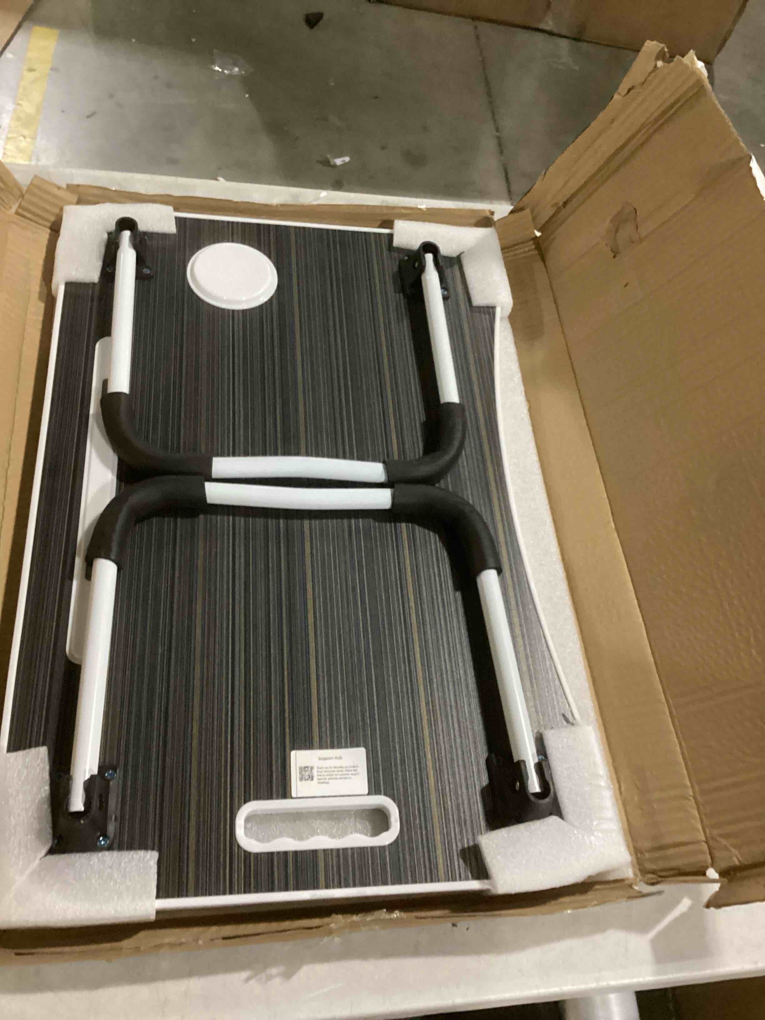 https://s3.amazonaws.com/lotting-images-prod/bidfta/GRN6793601_1738338725112.jpeg