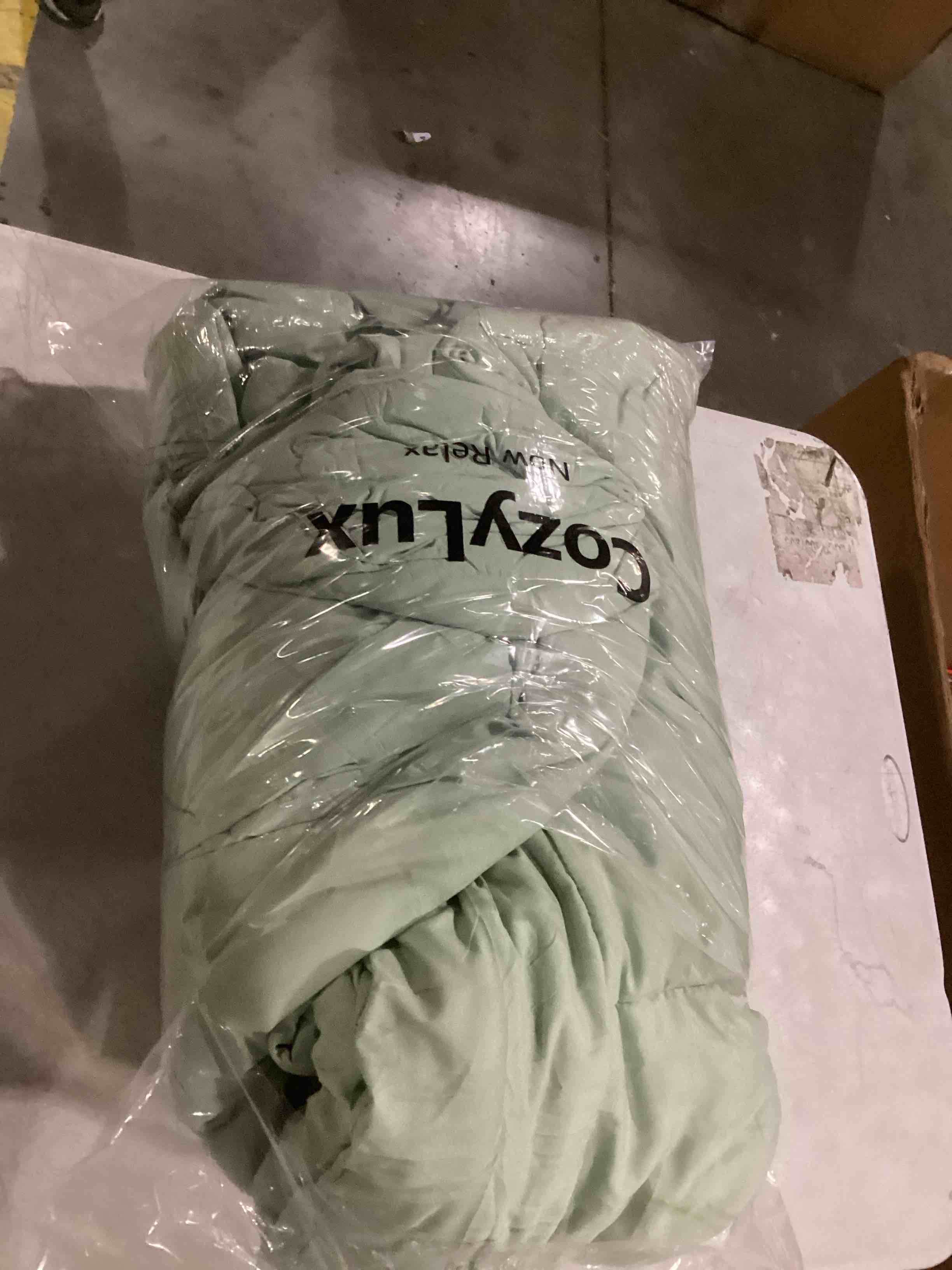 https://s3.amazonaws.com/lotting-images-prod/bidfta/GRN6793621_1738341895520.jpeg