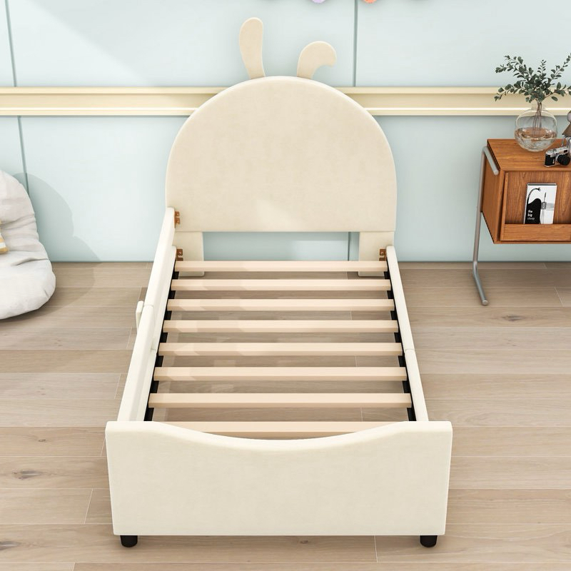 Allinah Upholstered Platform Bed