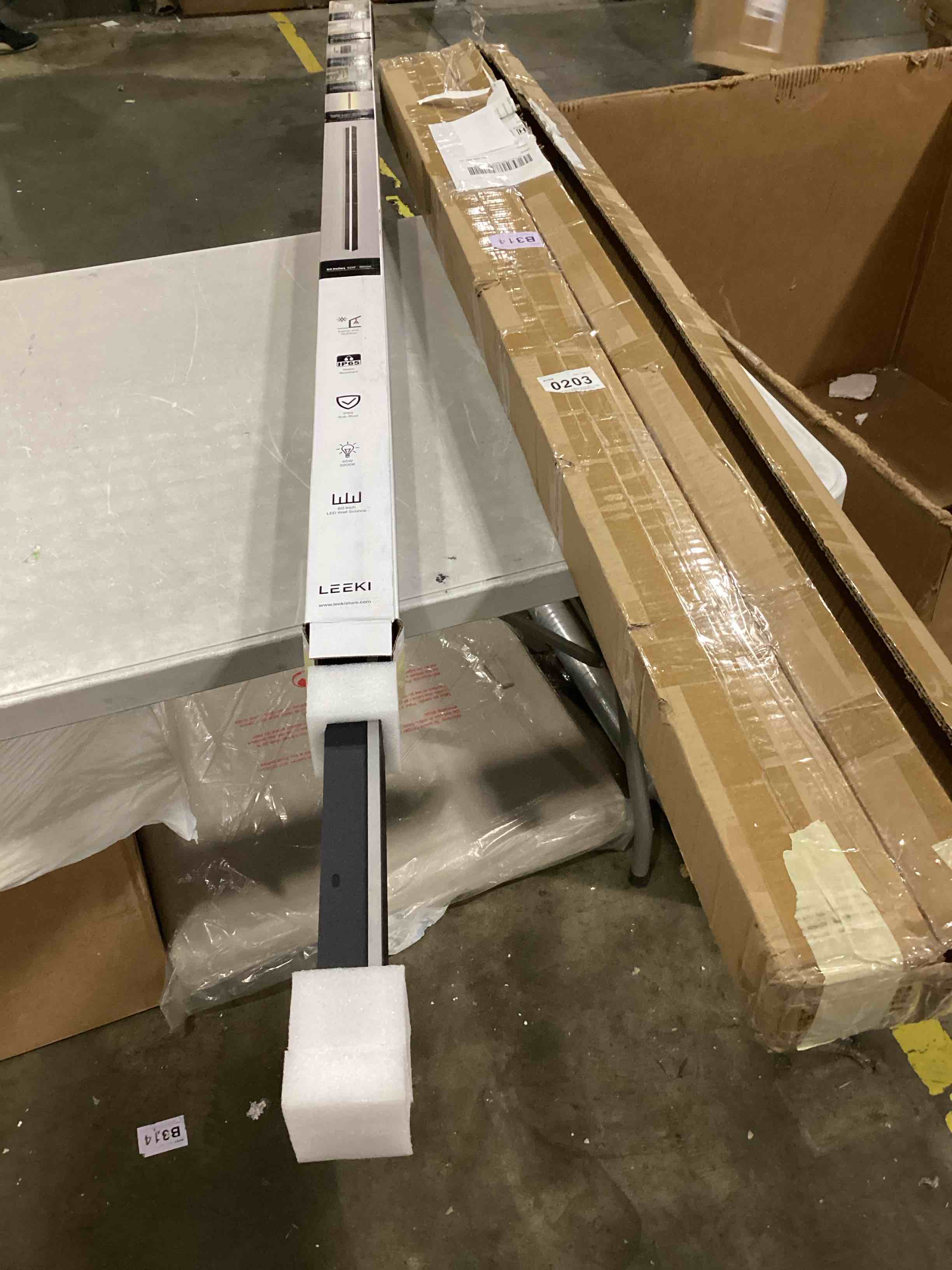 https://s3.amazonaws.com/lotting-images-prod/bidfta/GRN6795042_1739195973704.jpeg