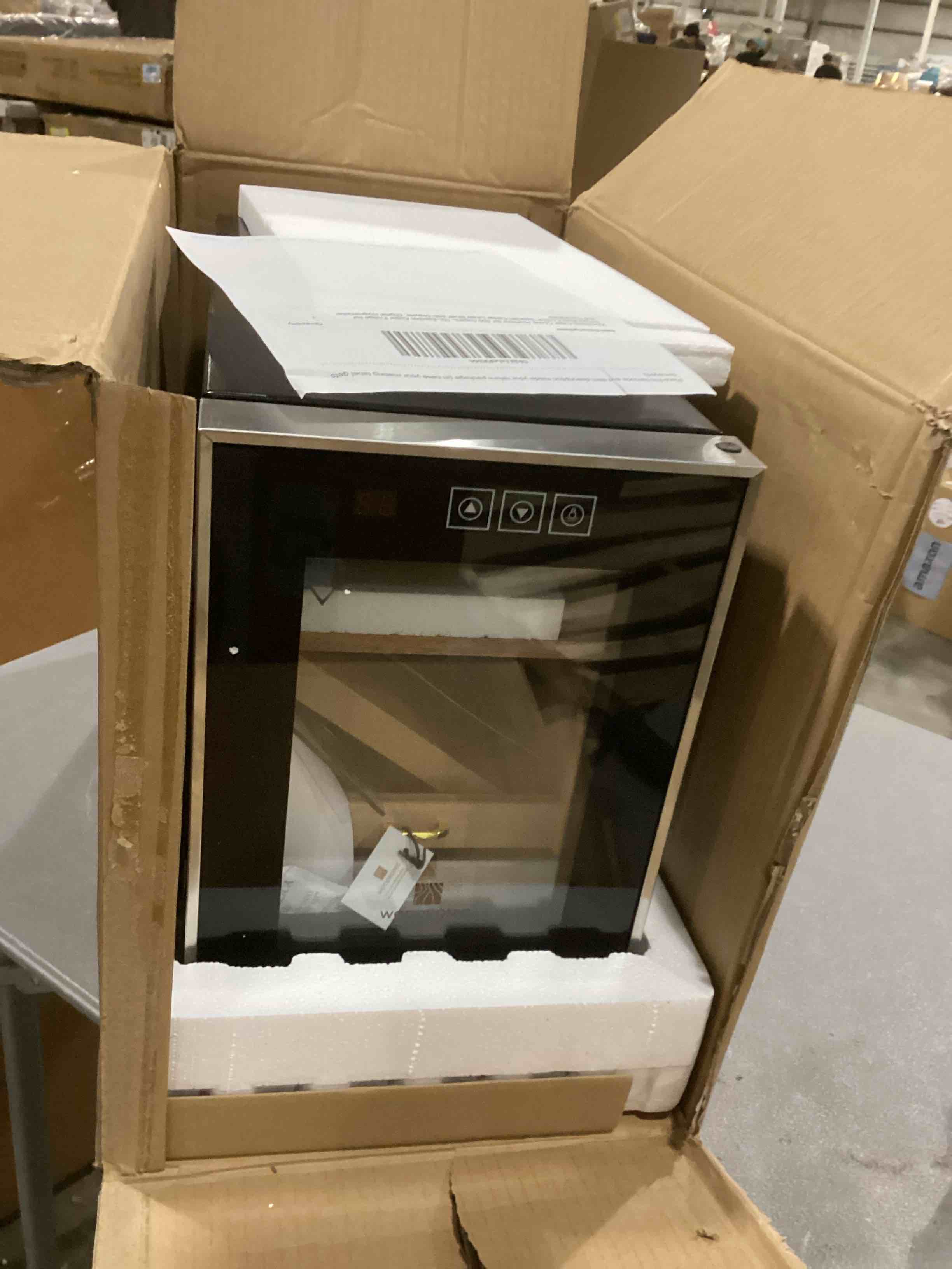 https://s3.amazonaws.com/lotting-images-prod/bidfta/GRN6795514_1737390726557.jpeg