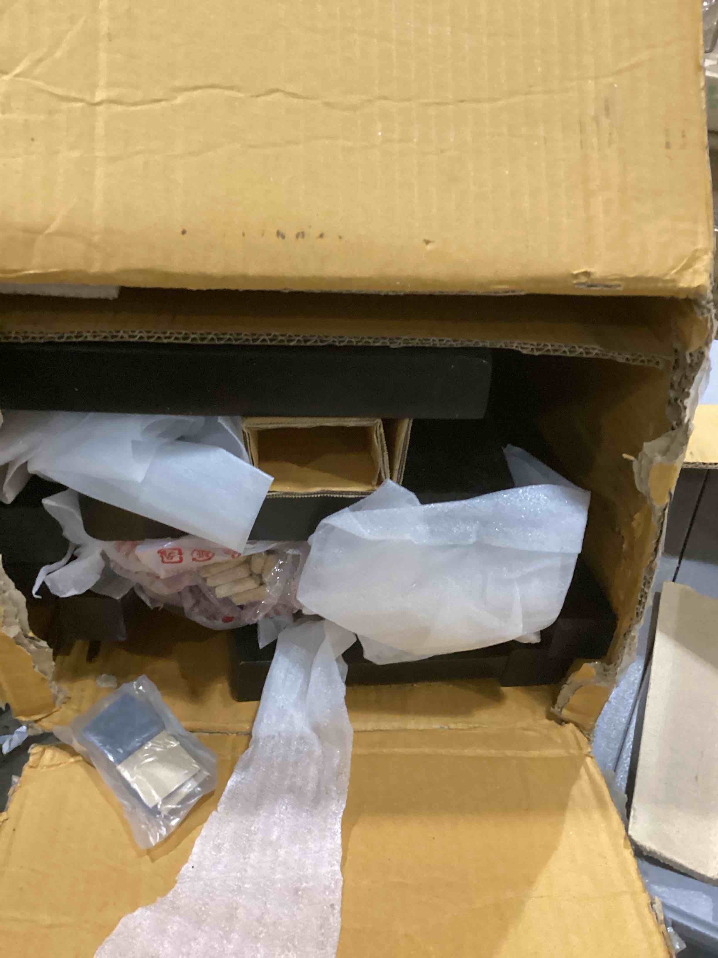 https://s3.amazonaws.com/lotting-images-prod/bidfta/GRN6795516_1737390876179.jpeg