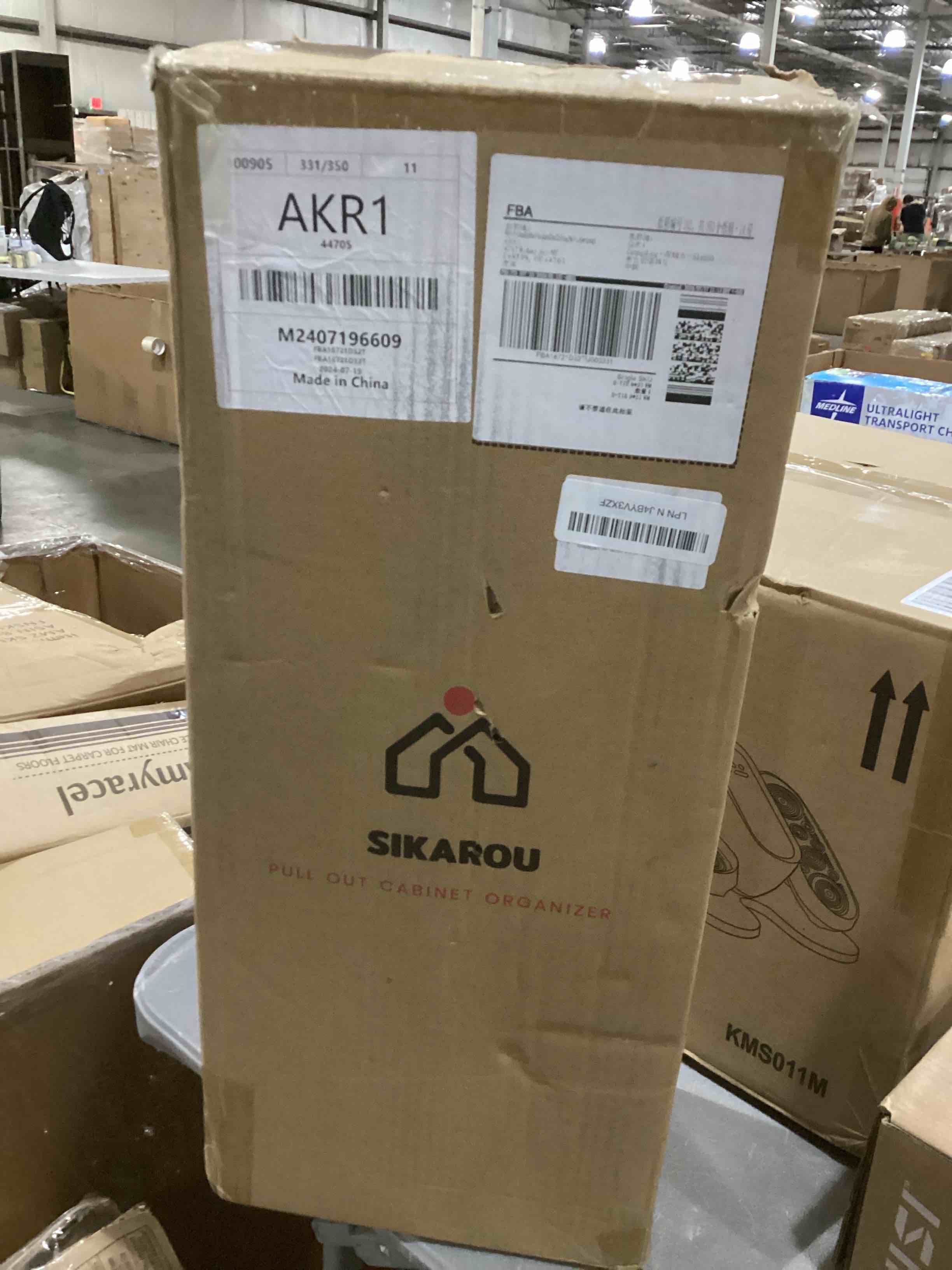 https://s3.amazonaws.com/lotting-images-prod/bidfta/GRN6795900_1737571051219.jpeg