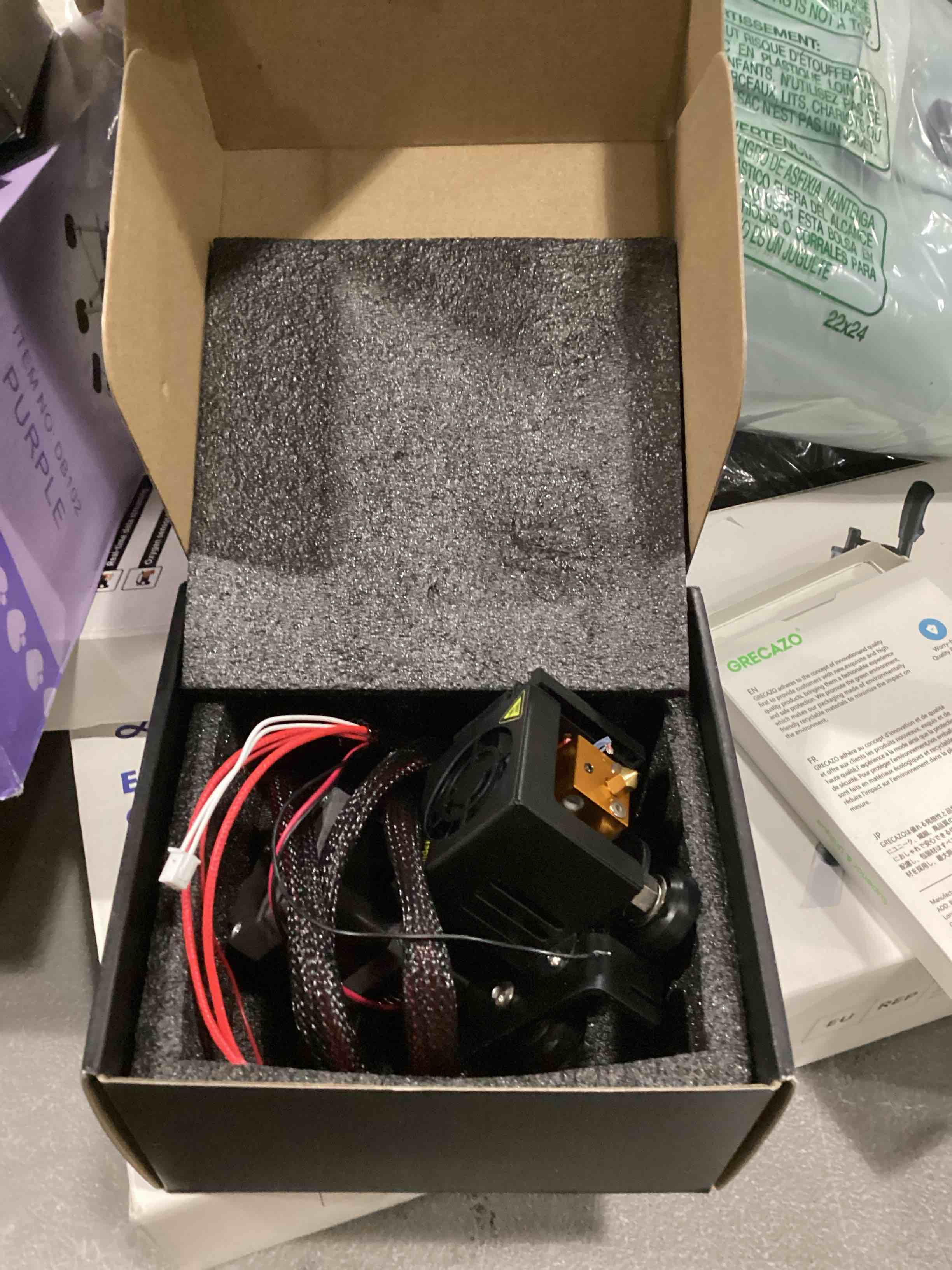 https://s3.amazonaws.com/lotting-images-prod/bidfta/GRN6796126_1737727086936.jpeg