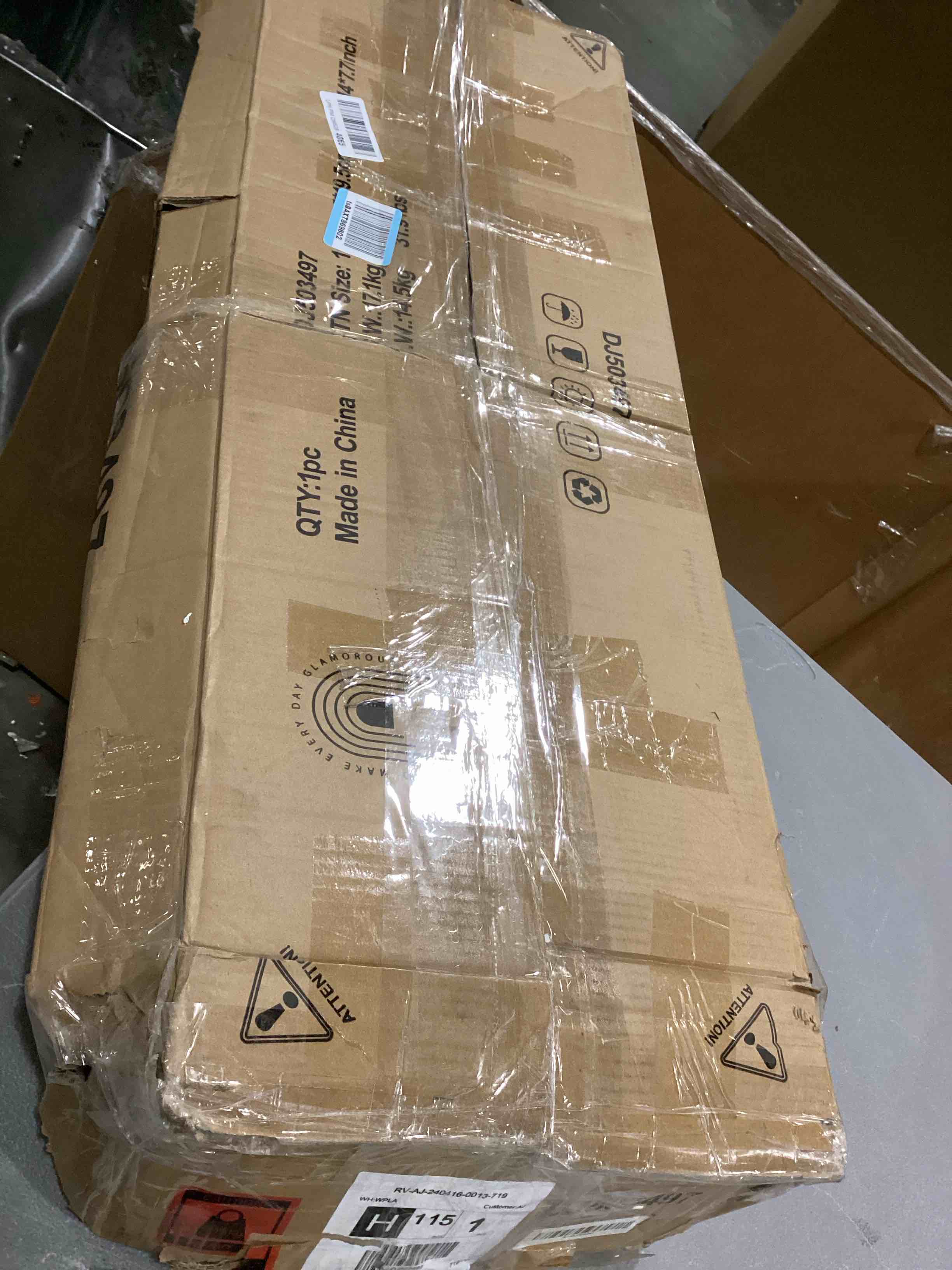 https://s3.amazonaws.com/lotting-images-prod/bidfta/GRN6796221_1737743424704.jpeg