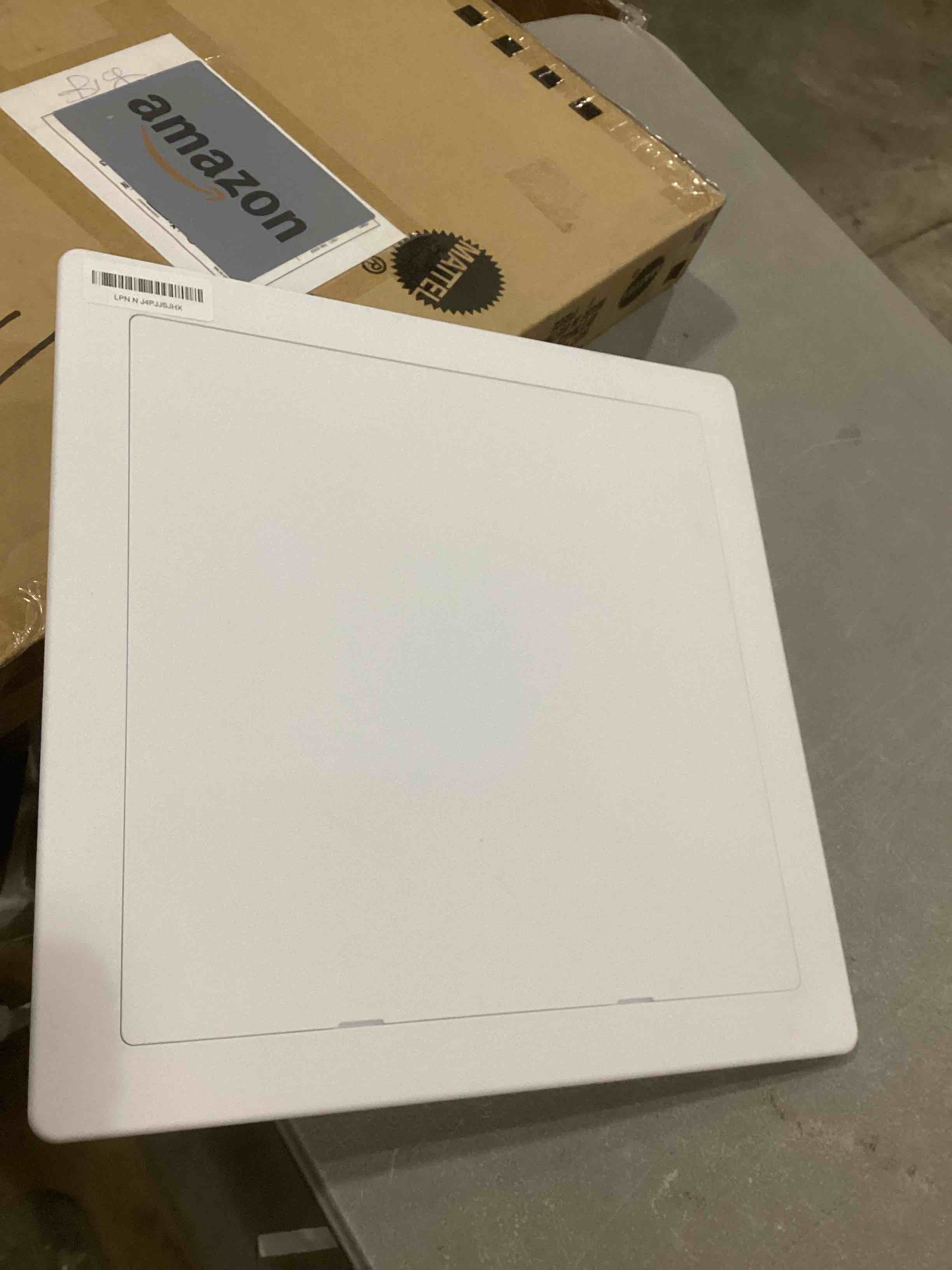 https://s3.amazonaws.com/lotting-images-prod/bidfta/GRN6796336_1737989103771.jpeg
