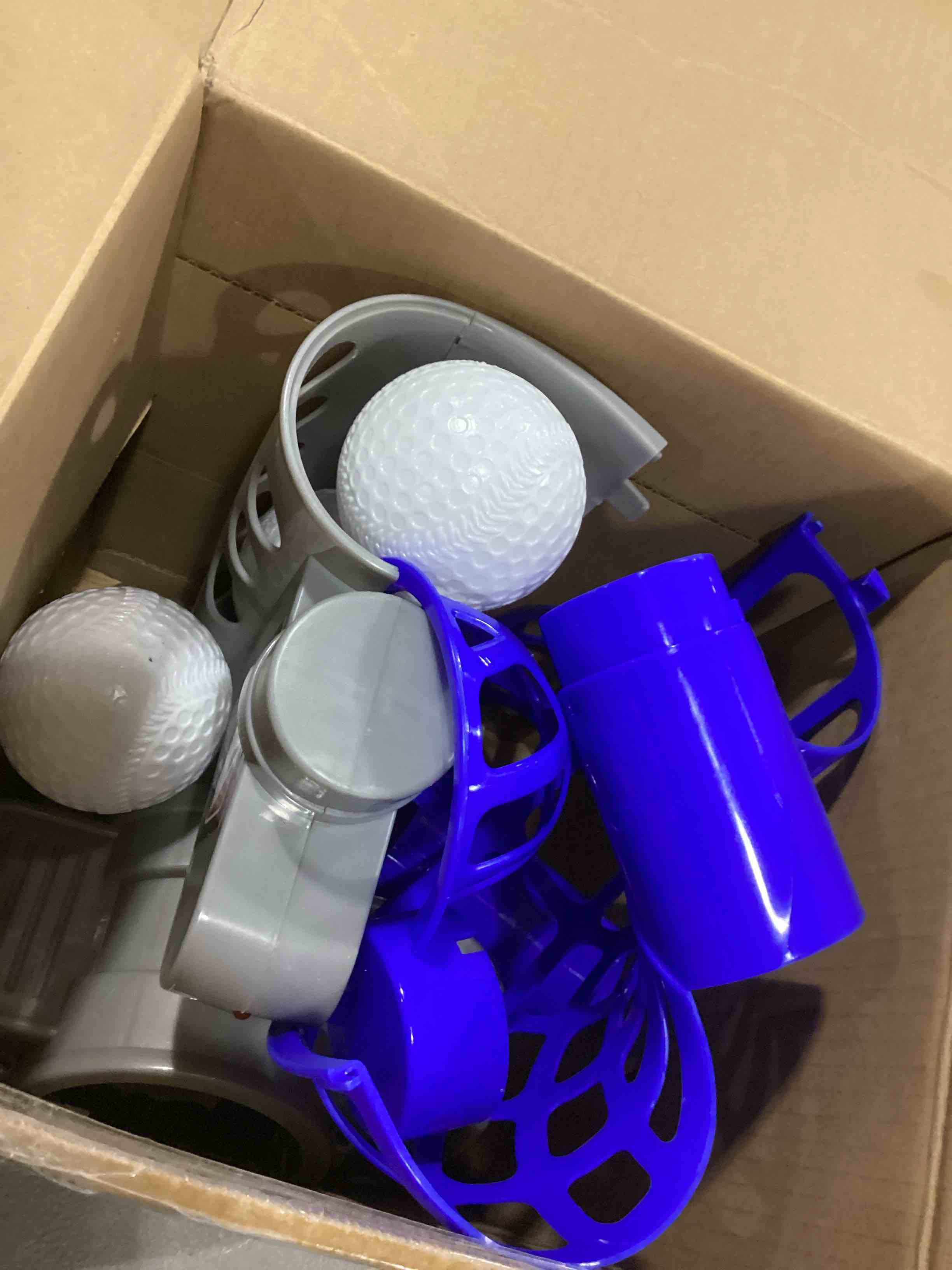 https://s3.amazonaws.com/lotting-images-prod/bidfta/GRN6796674_1738164579224.jpeg