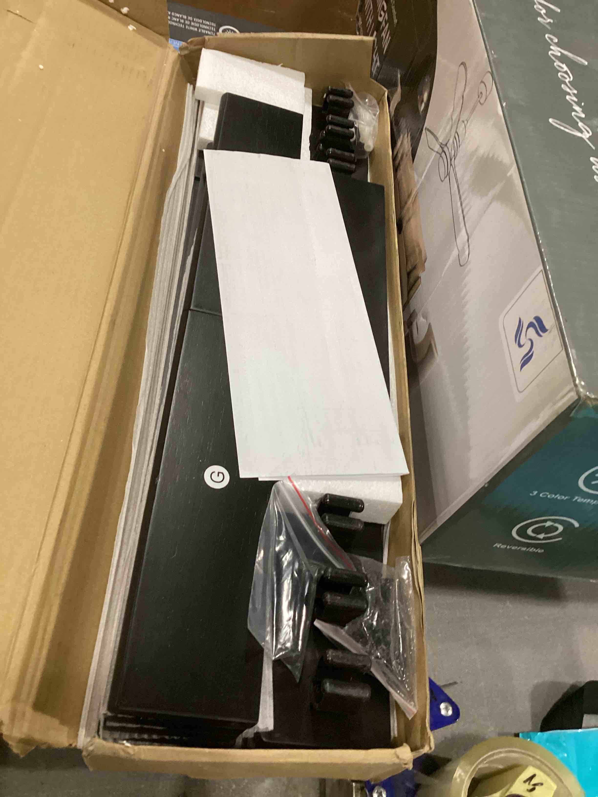 https://s3.amazonaws.com/lotting-images-prod/bidfta/GRN6796849_1738255533710.jpeg