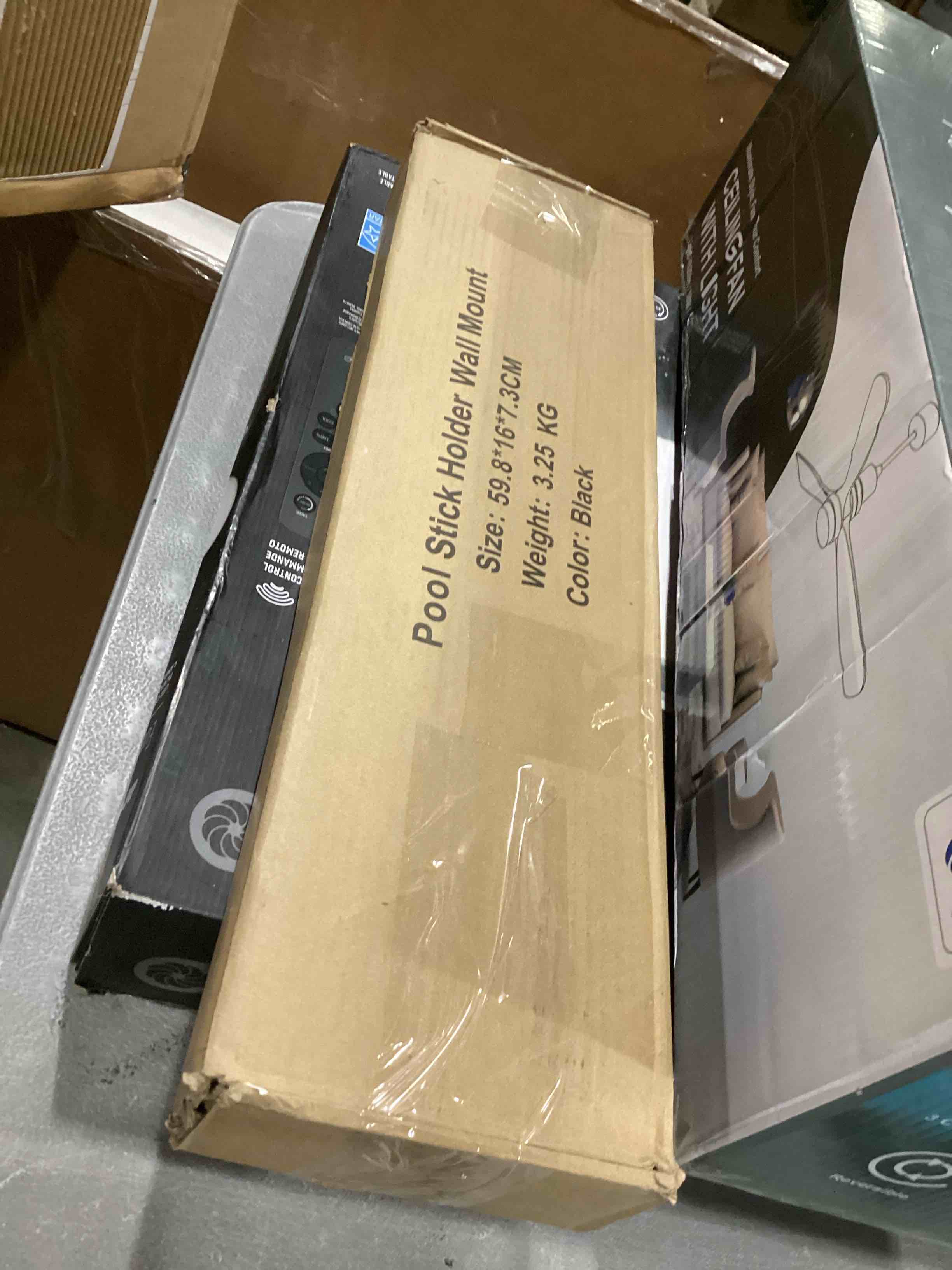 https://s3.amazonaws.com/lotting-images-prod/bidfta/GRN6796849_1738255563350.jpeg