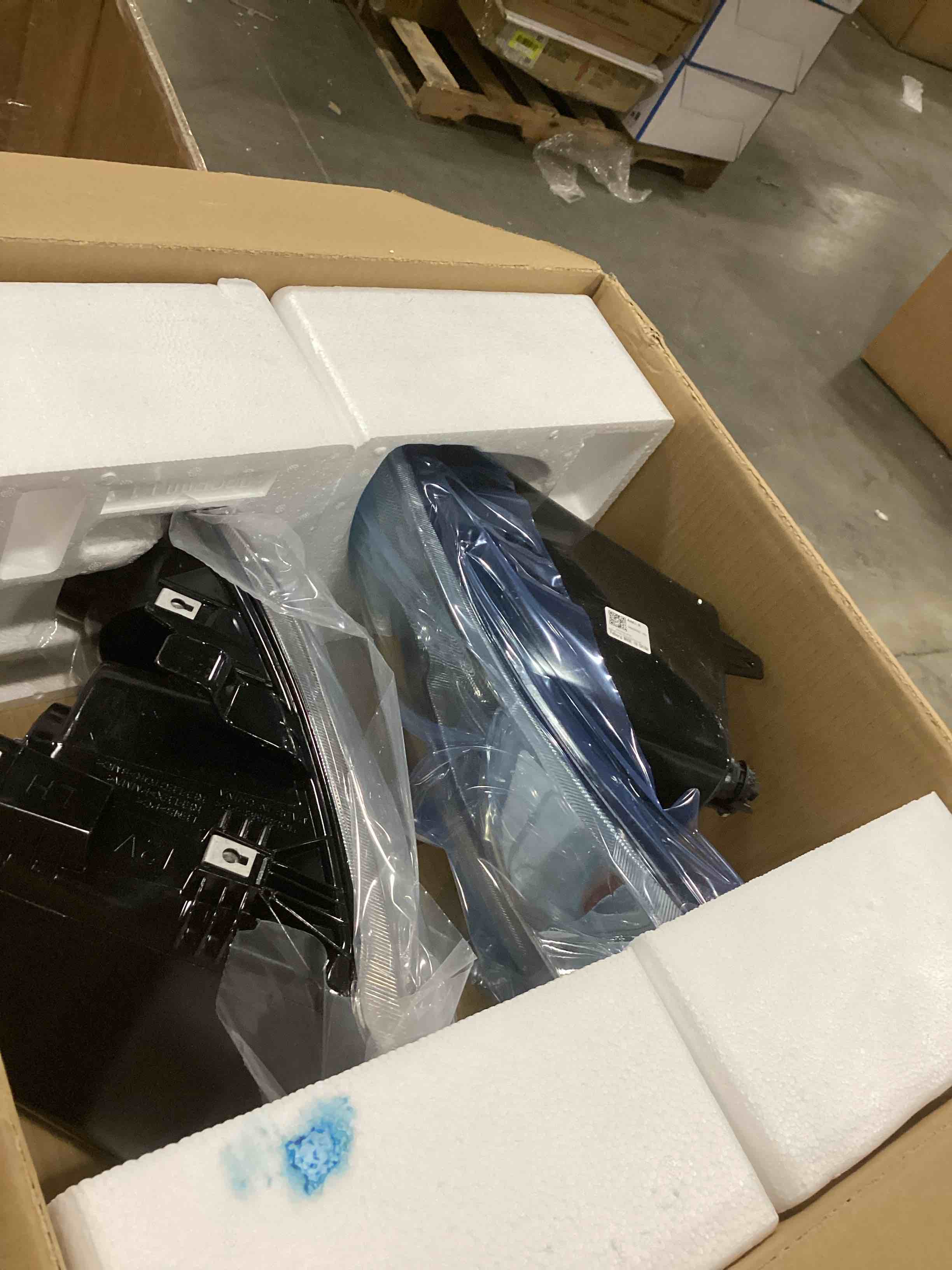 https://s3.amazonaws.com/lotting-images-prod/bidfta/GRN6796895_1738266309567.jpeg