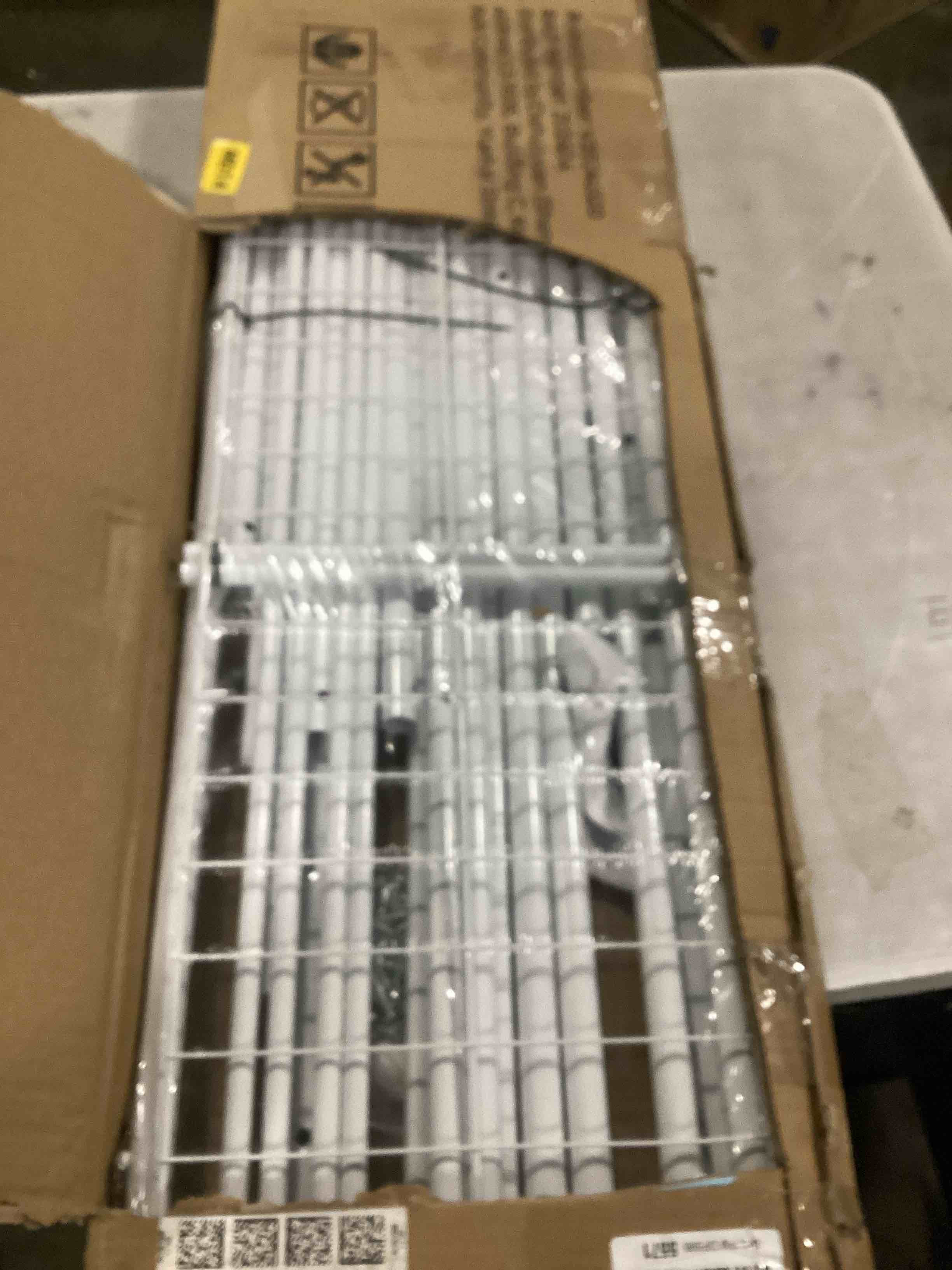 https://s3.amazonaws.com/lotting-images-prod/bidfta/GRN6796999_1736340771118.jpeg