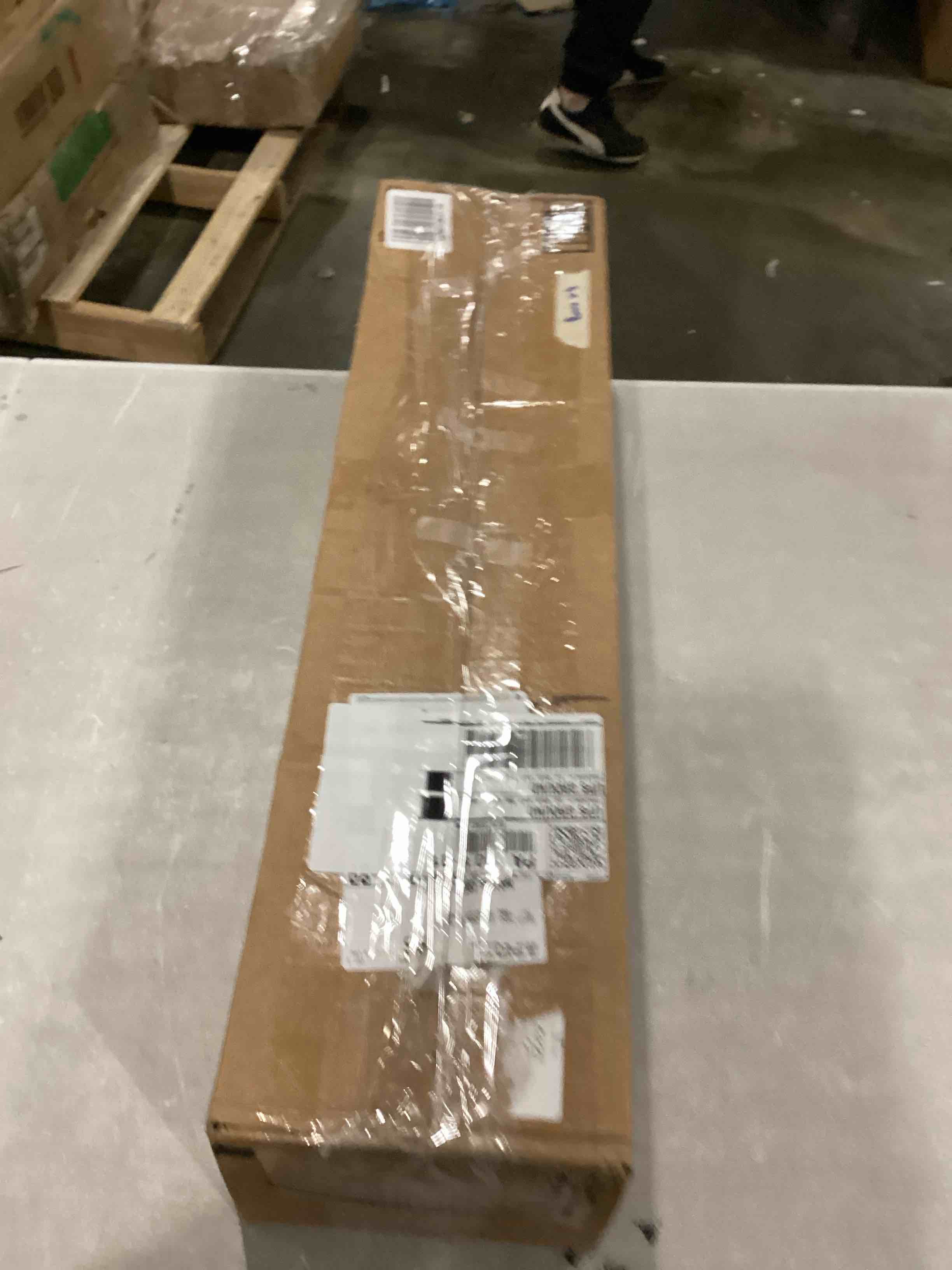 https://s3.amazonaws.com/lotting-images-prod/bidfta/GRN6797239_1736775295534.jpeg