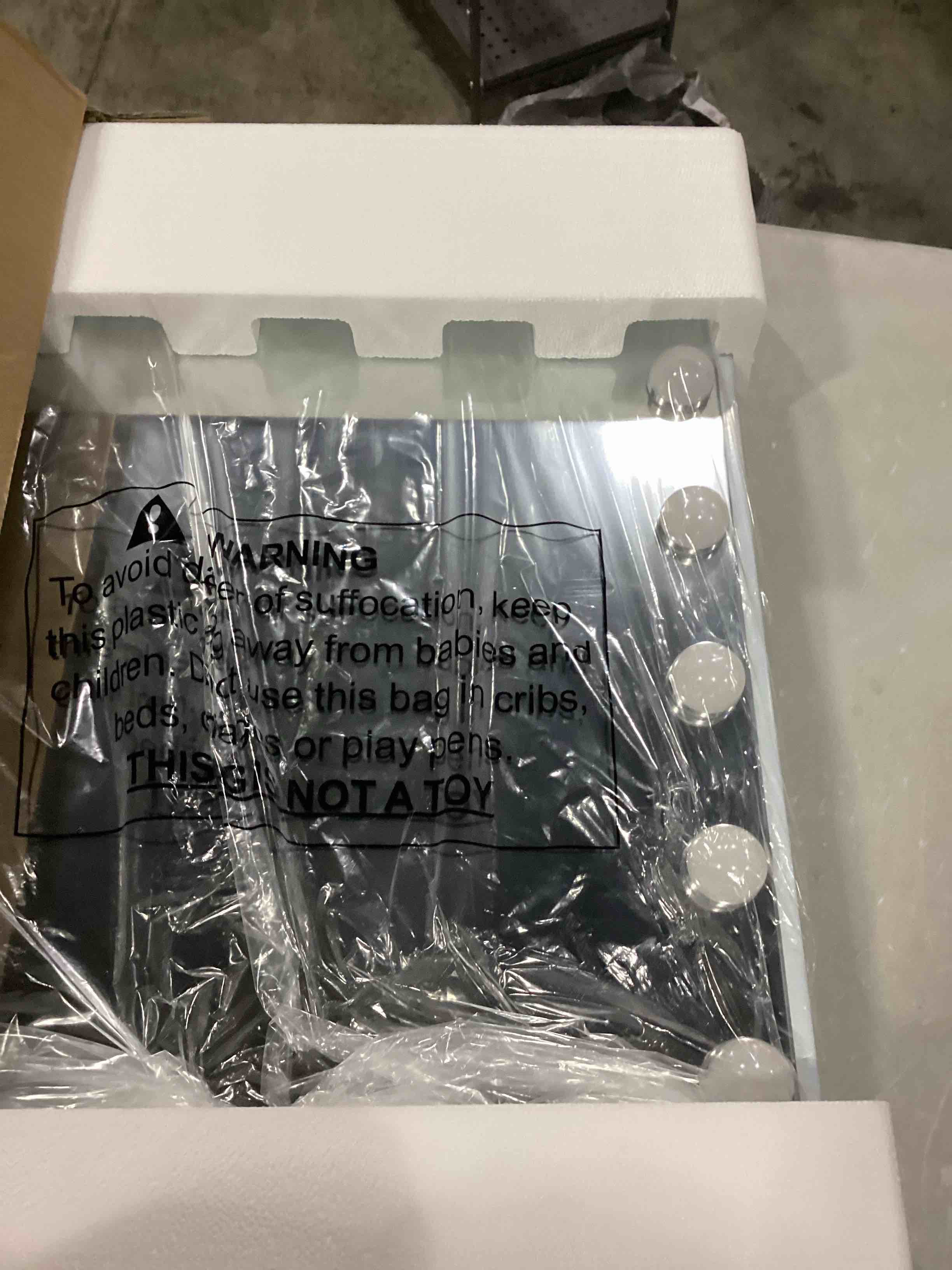 https://s3.amazonaws.com/lotting-images-prod/bidfta/GRN6797509_1737042847526.jpeg