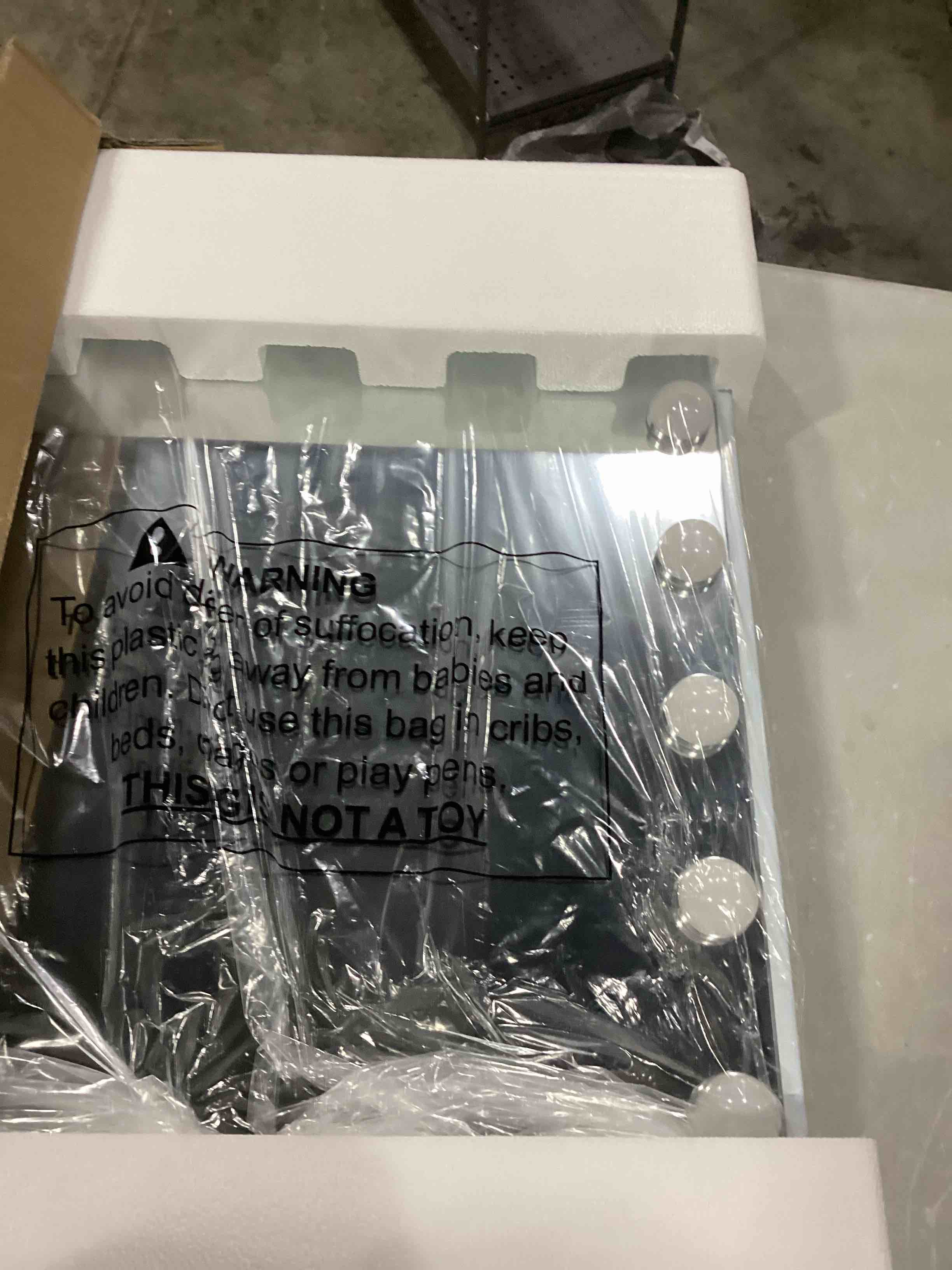 https://s3.amazonaws.com/lotting-images-prod/bidfta/GRN6797509_1737042848427.jpeg