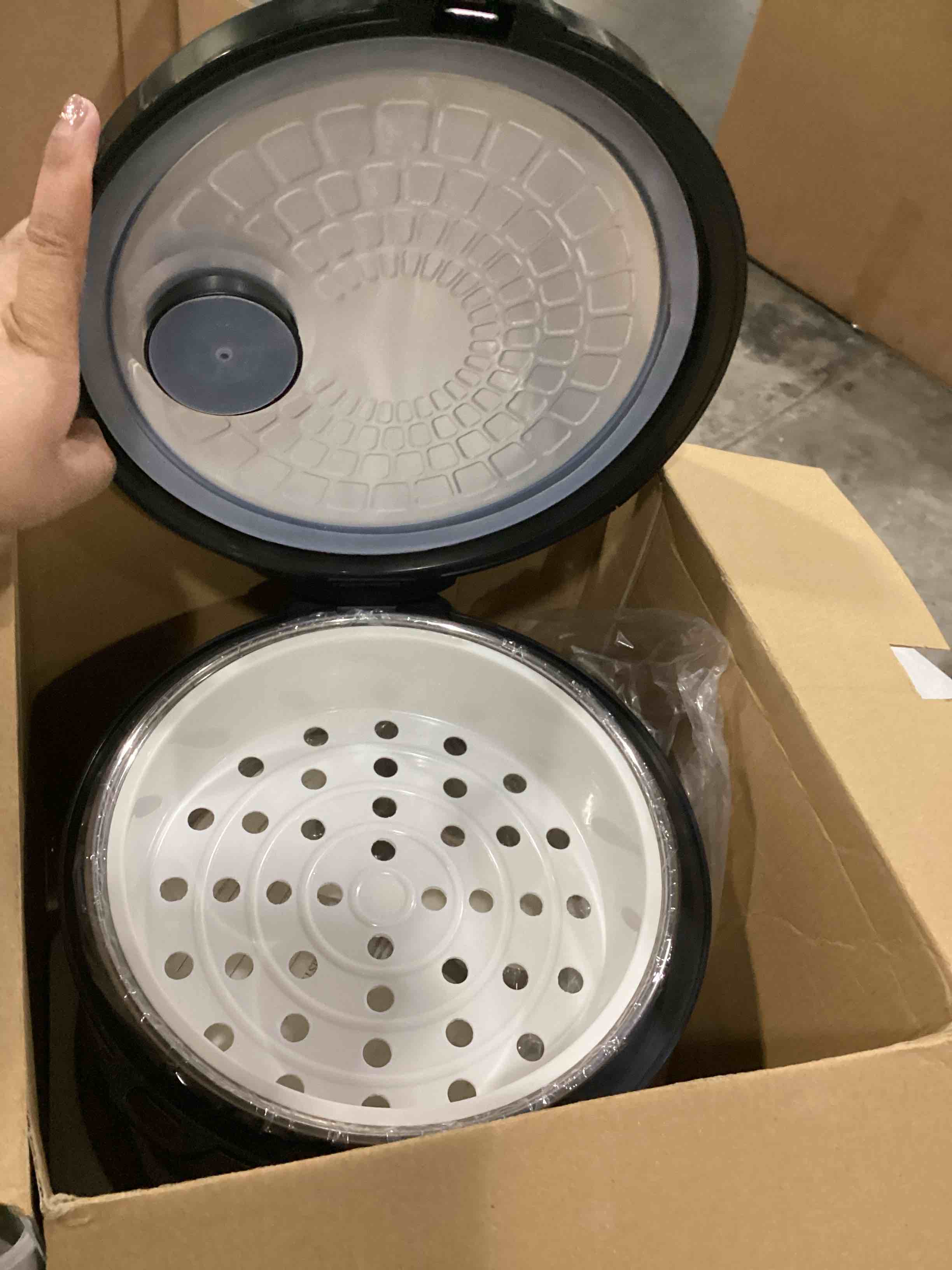 https://s3.amazonaws.com/lotting-images-prod/bidfta/GRN6797510_1737042738689.jpeg