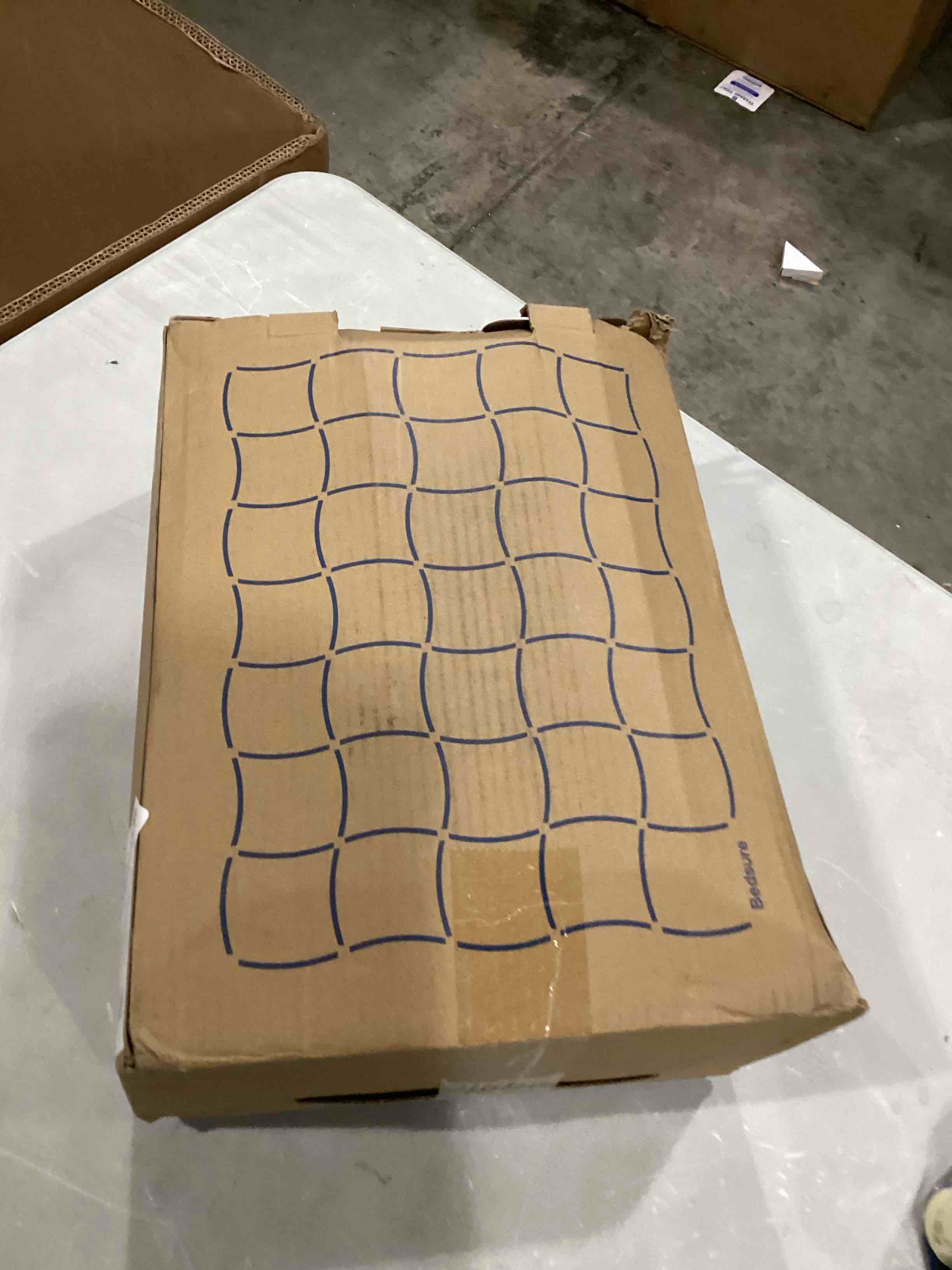 https://s3.amazonaws.com/lotting-images-prod/bidfta/GRN6797531_1737051104524.jpeg