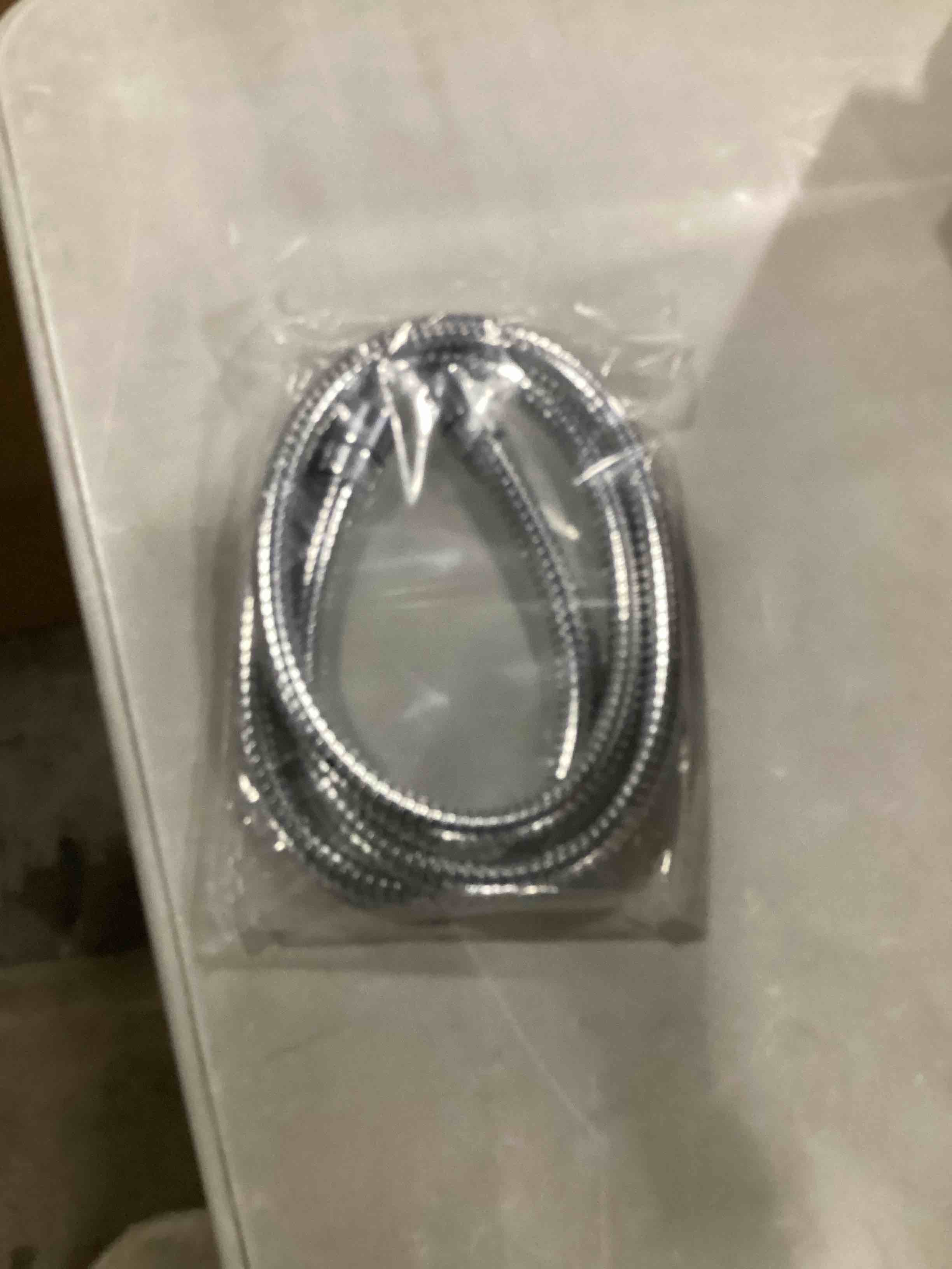 https://s3.amazonaws.com/lotting-images-prod/bidfta/GRN6797577_1737119977362.jpeg