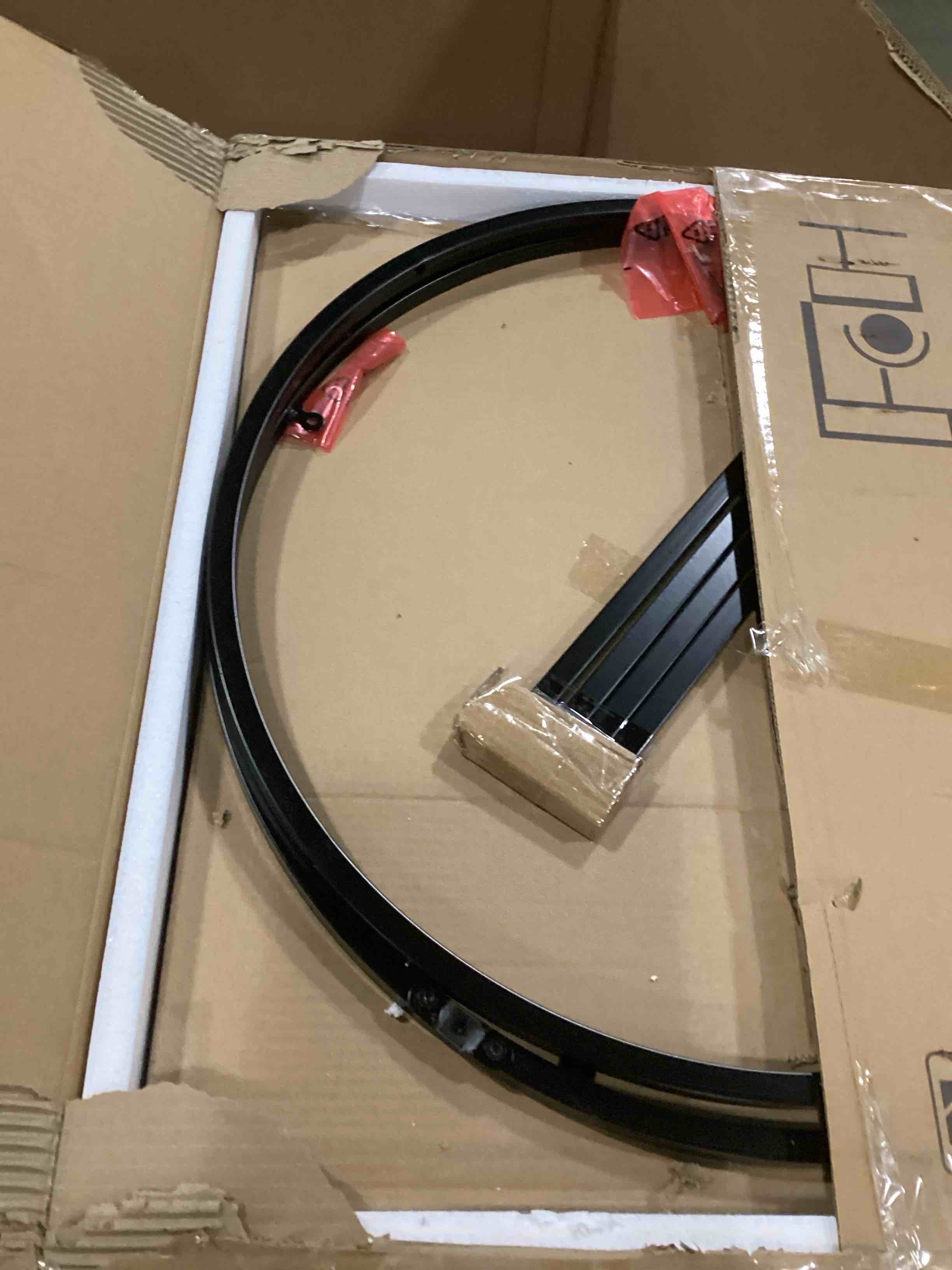 https://s3.amazonaws.com/lotting-images-prod/bidfta/GRN6797698_1737376228254.jpeg